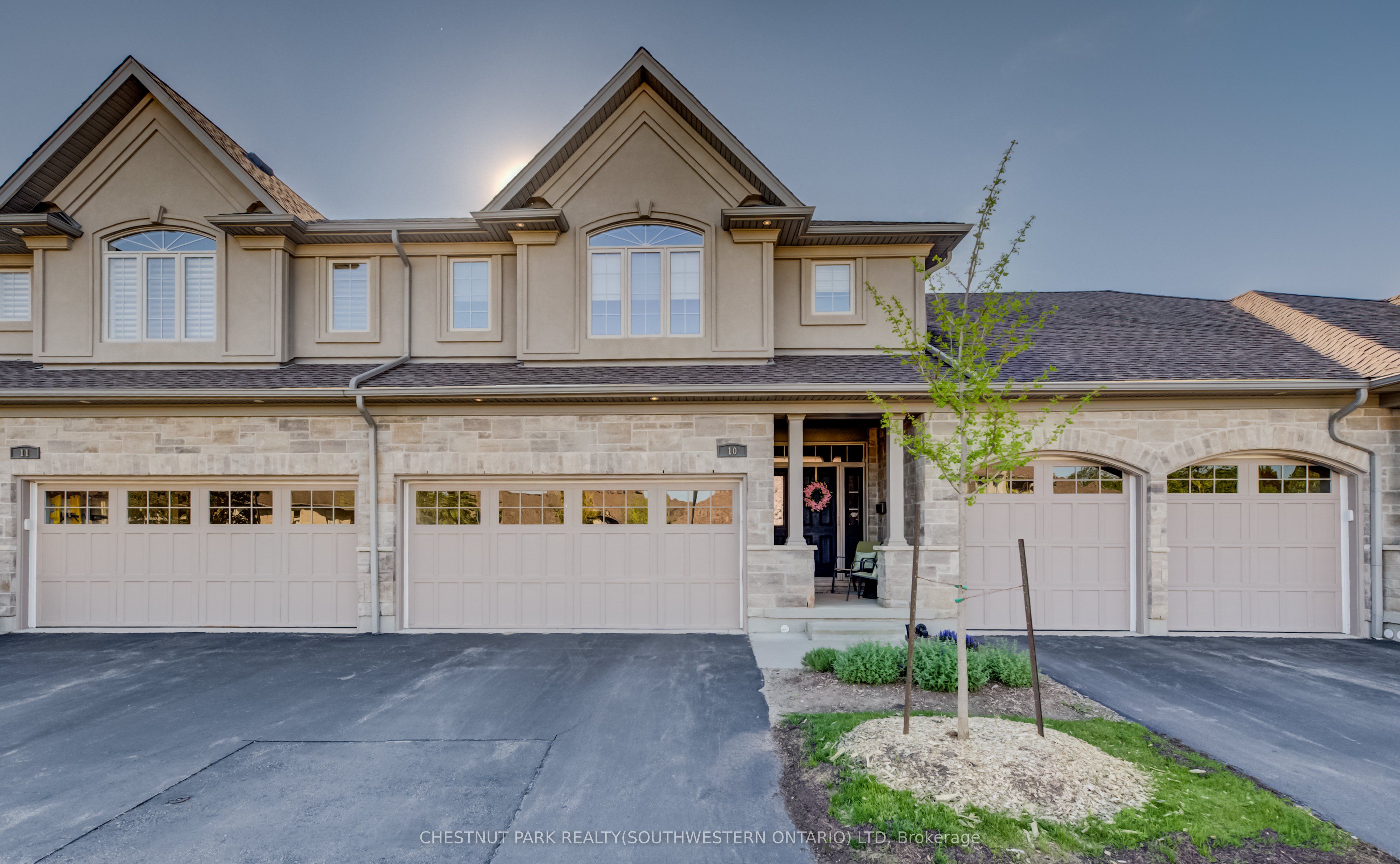 435 Winchester Drive 10, Waterloo, ON N2T 0B7