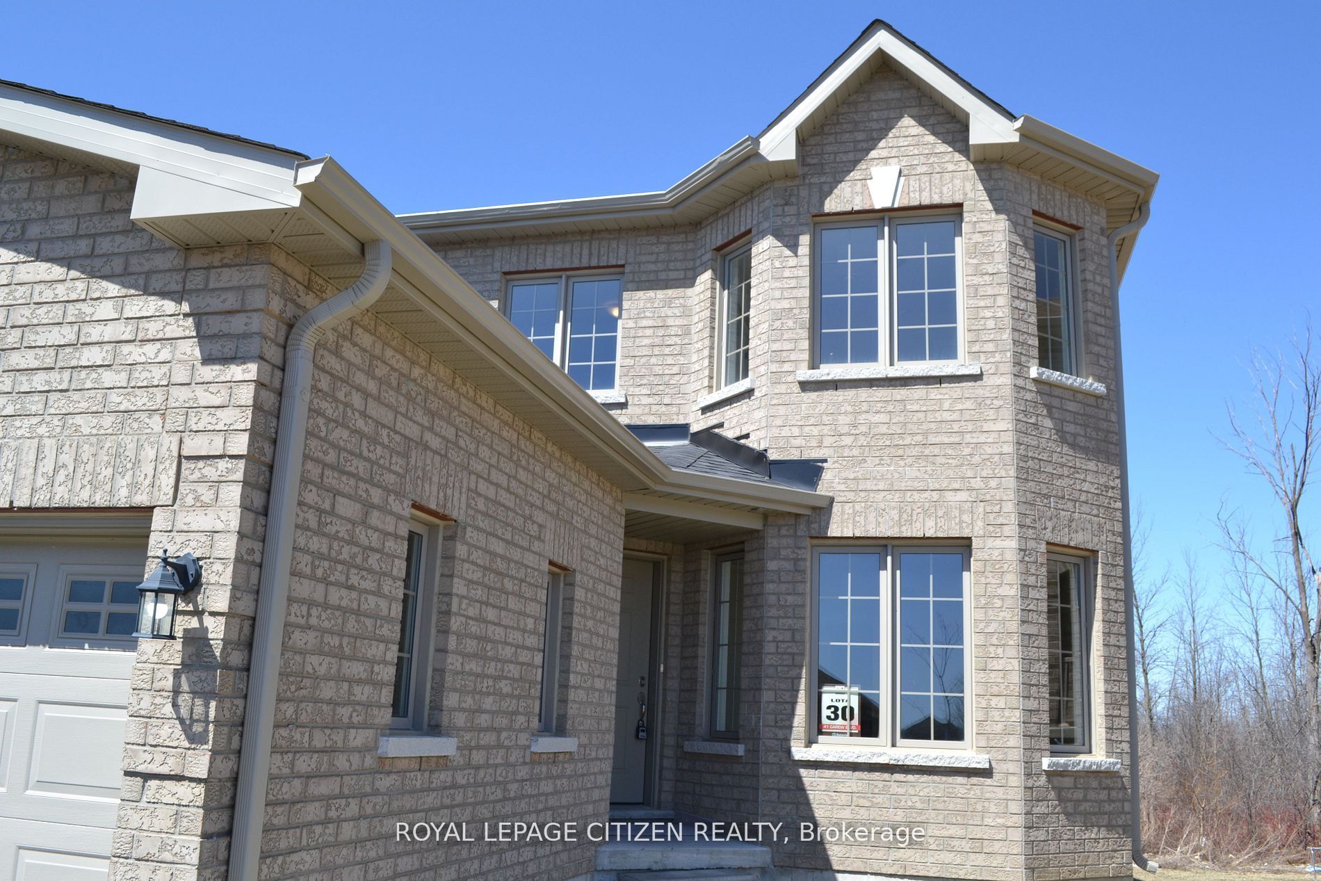 41 Carew Boulevard, Kawartha Lakes, ON K9V 0P7 photo 3