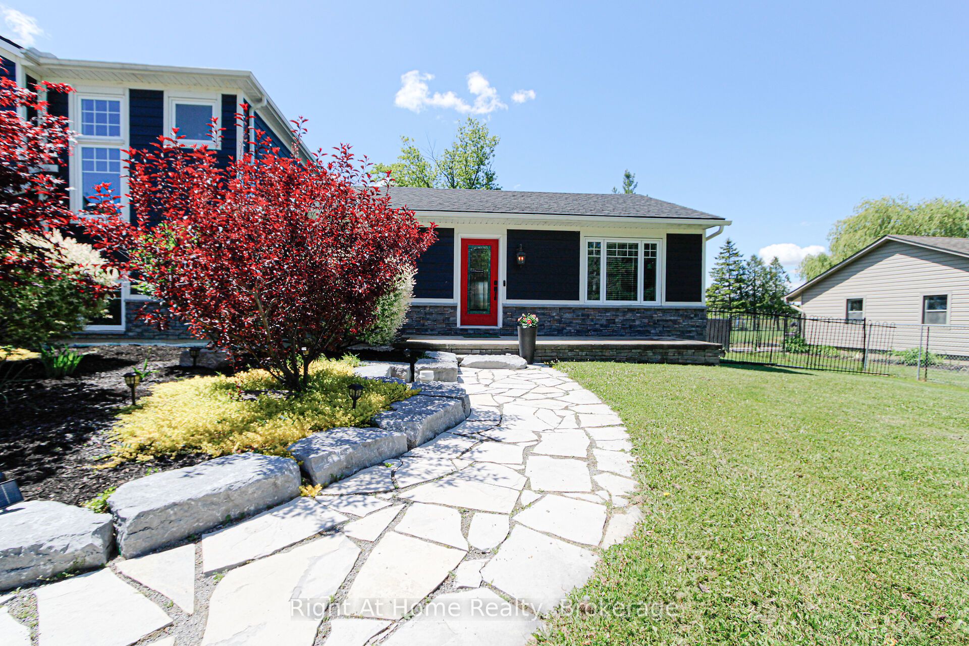 367 Golf Club Road, Hamilton, ON L0R 1P0 photo 3