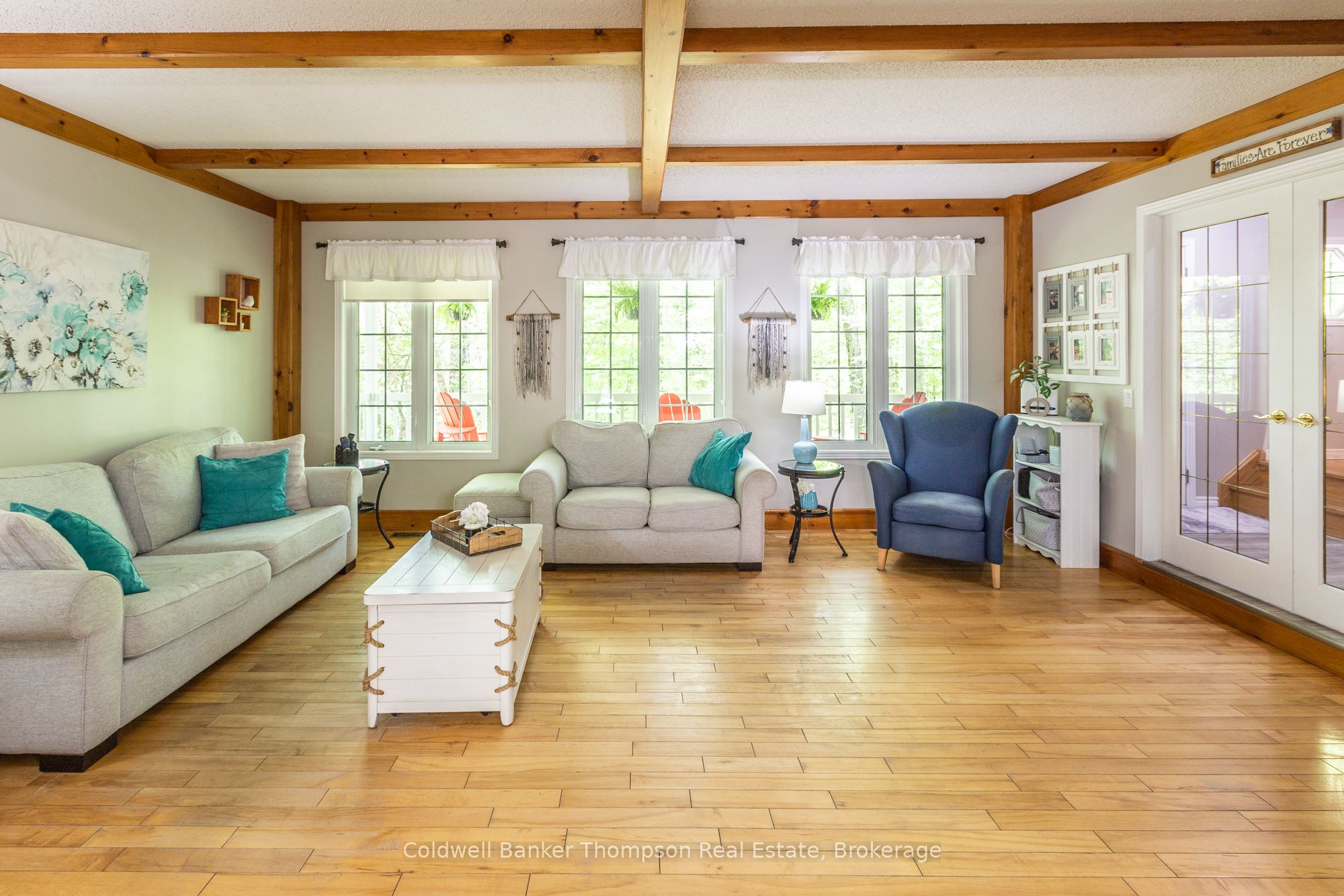 1067 Hillside Crescent, Lake of Bays, ON P1H 2J6 photo 5