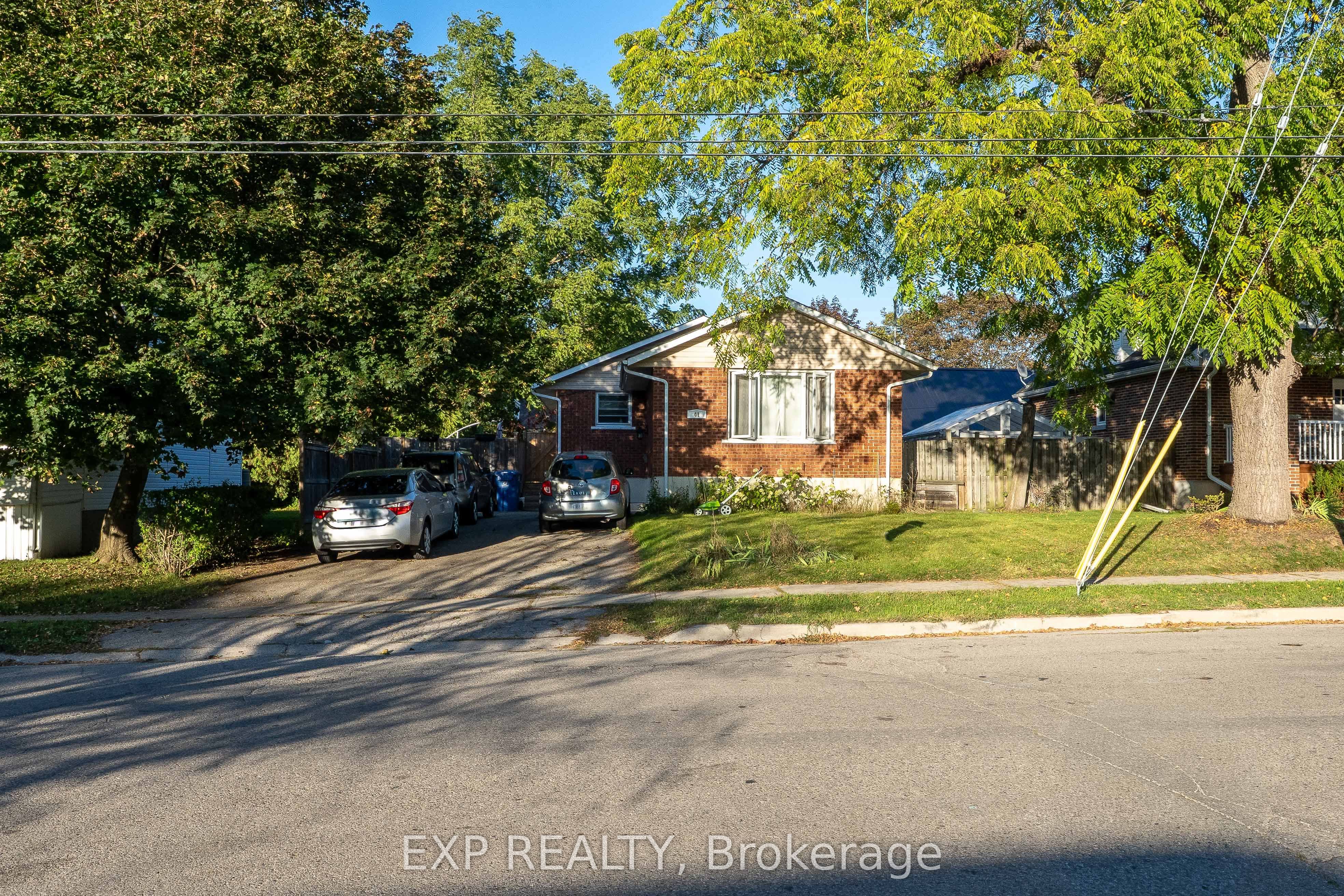 41 Alma Street N, Guelph, ON N1H 5X2