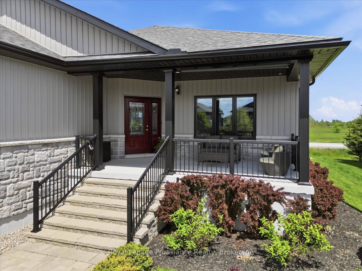 8 Dorchester Drive, Prince Edward County, ON K0K 3L0 photo 2