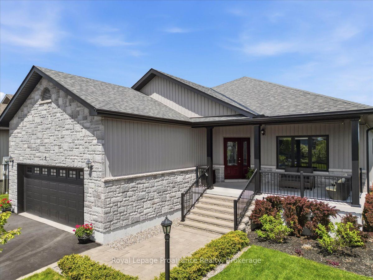 8 Dorchester Drive, Prince Edward County, ON K0K 3L0 photo 3