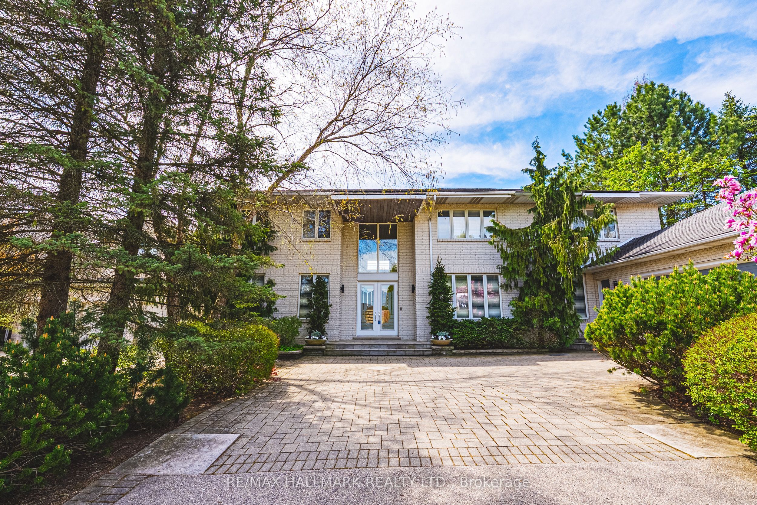 2 Anslow Court, Hamilton, ON L9H 6Z2 photo 4