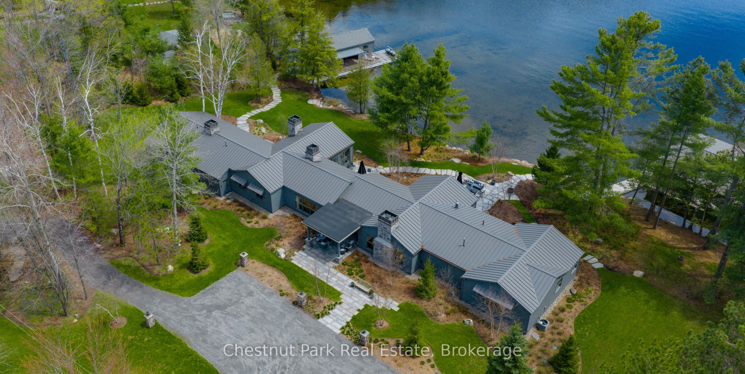 1082 Halls Road 1, Muskoka Lakes, ON P0B 1G0 photo 3