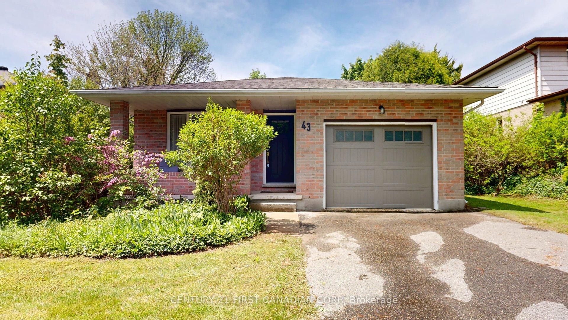 43 Walmer Gardens, London North, ON N6G 4H5