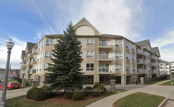 8 Harris Street 418, Cambridge, ON N1R 8R1