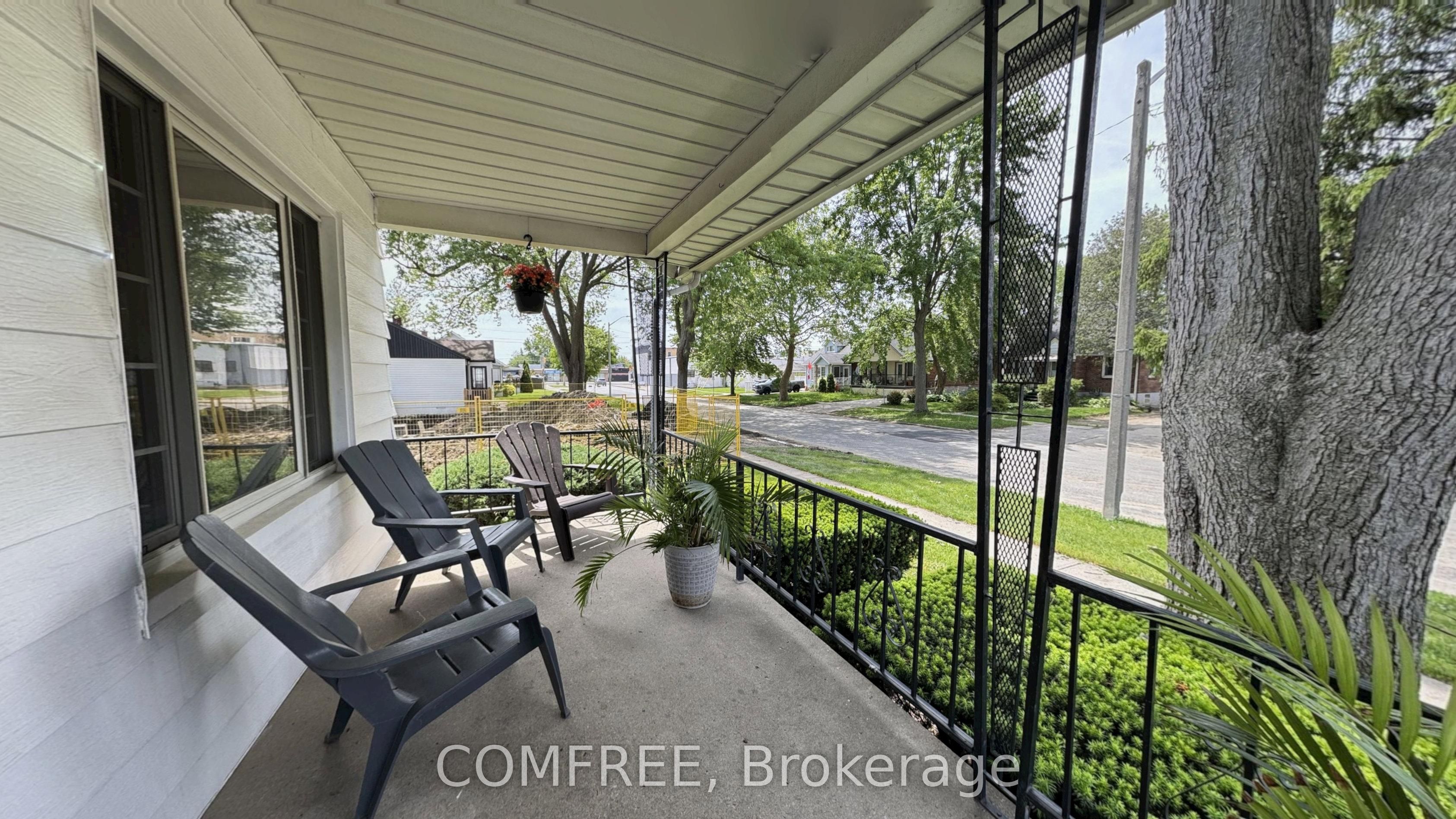 1958 George Avenue, Out of Area, ON N8W 4M1 photo 2
