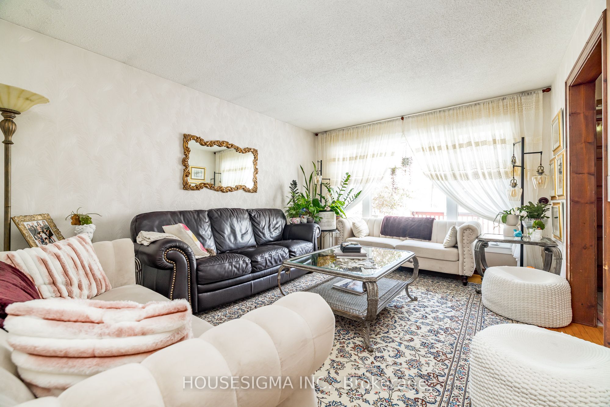 994 Charlton Drive, Cyrville - Carson Grove - Pineview, ON K1J 8B3 photo 4
