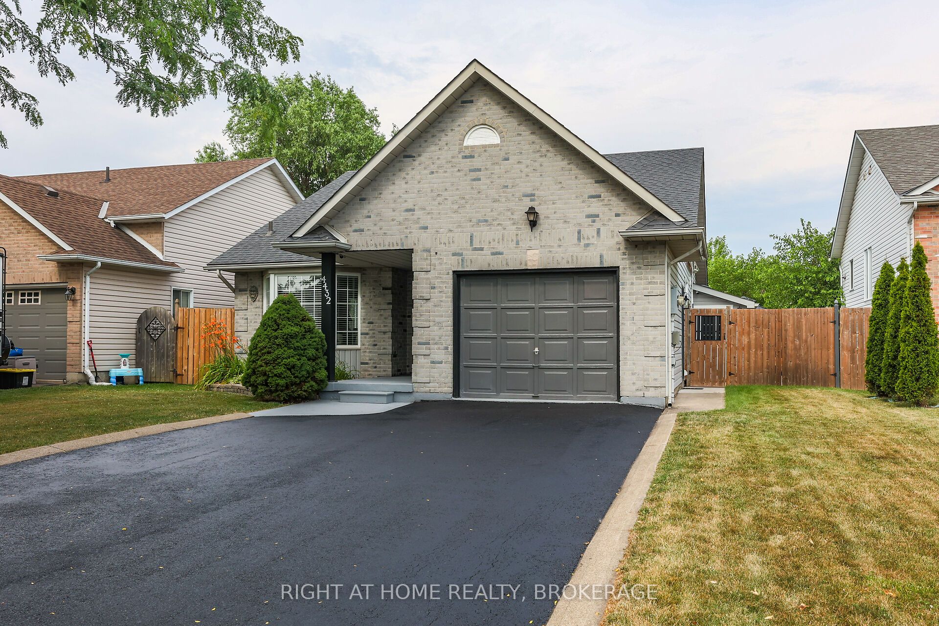 4432 Dennis Avenue, Lincoln, ON L0R 1B5 photo 2