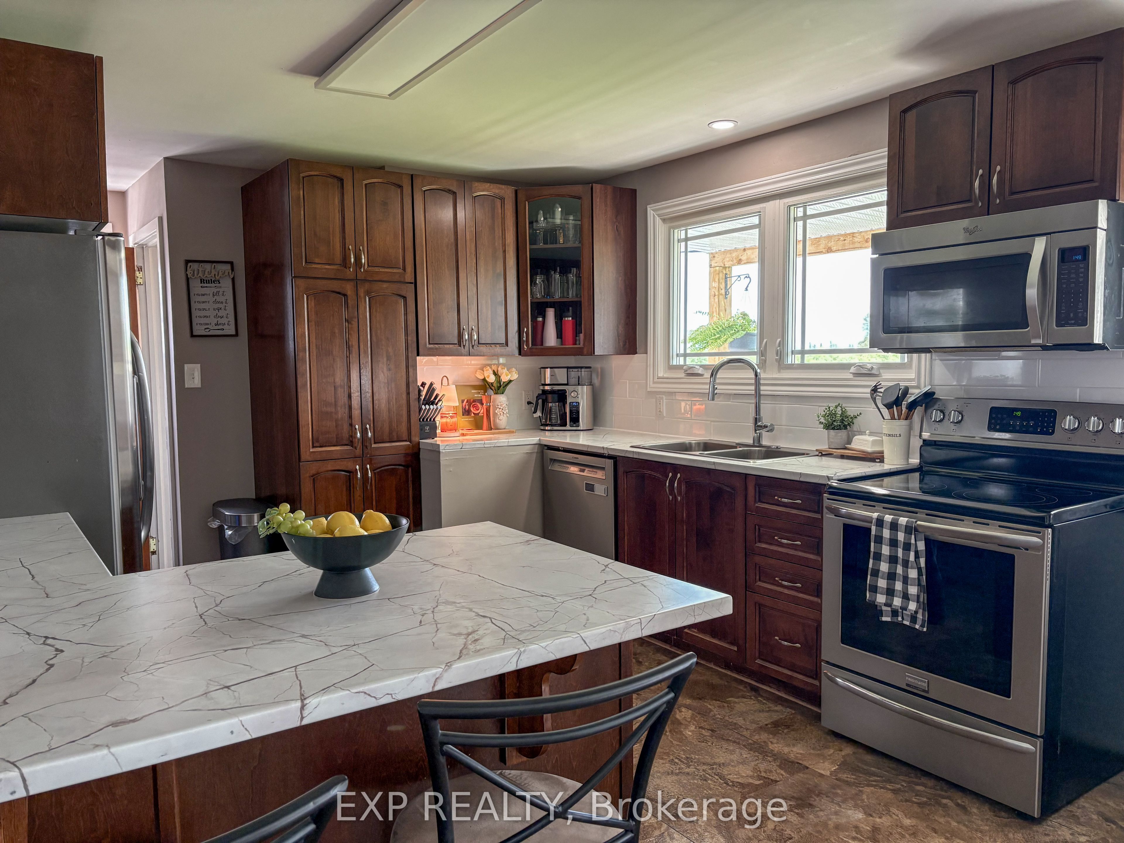 2382 HWY 60 Highway, Admaston/Bromley, ON K7V 3Z6 photo 4