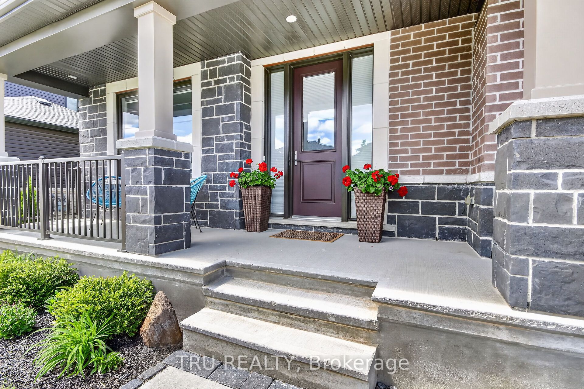 202 Skipper Drive, Manotick - Kars - Rideau Twp and Area, ON K4M 0M5 photo 2