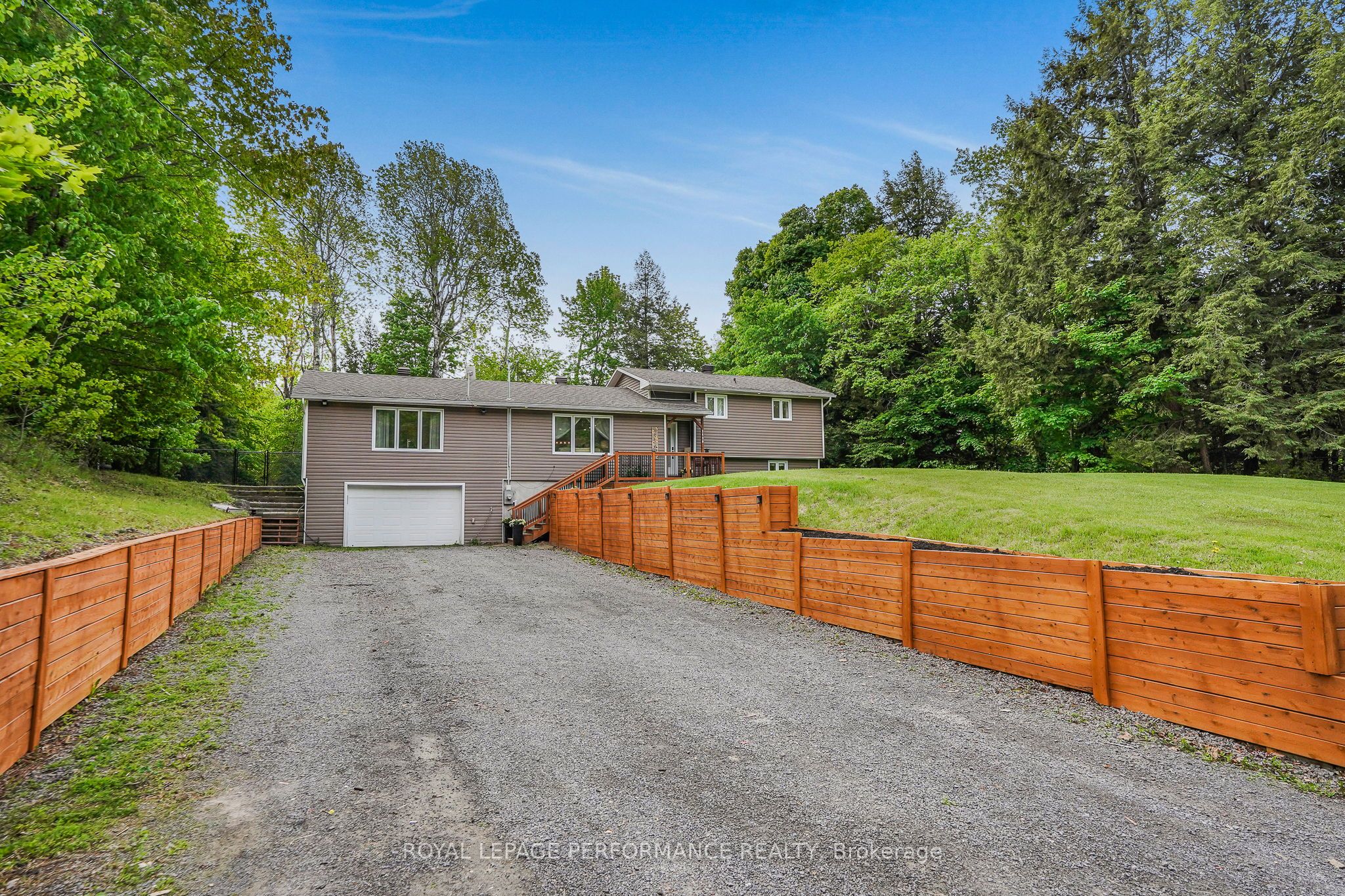 1420 Lacroix Road, Clarence-Rockland, ON K0A 2A0 photo 2