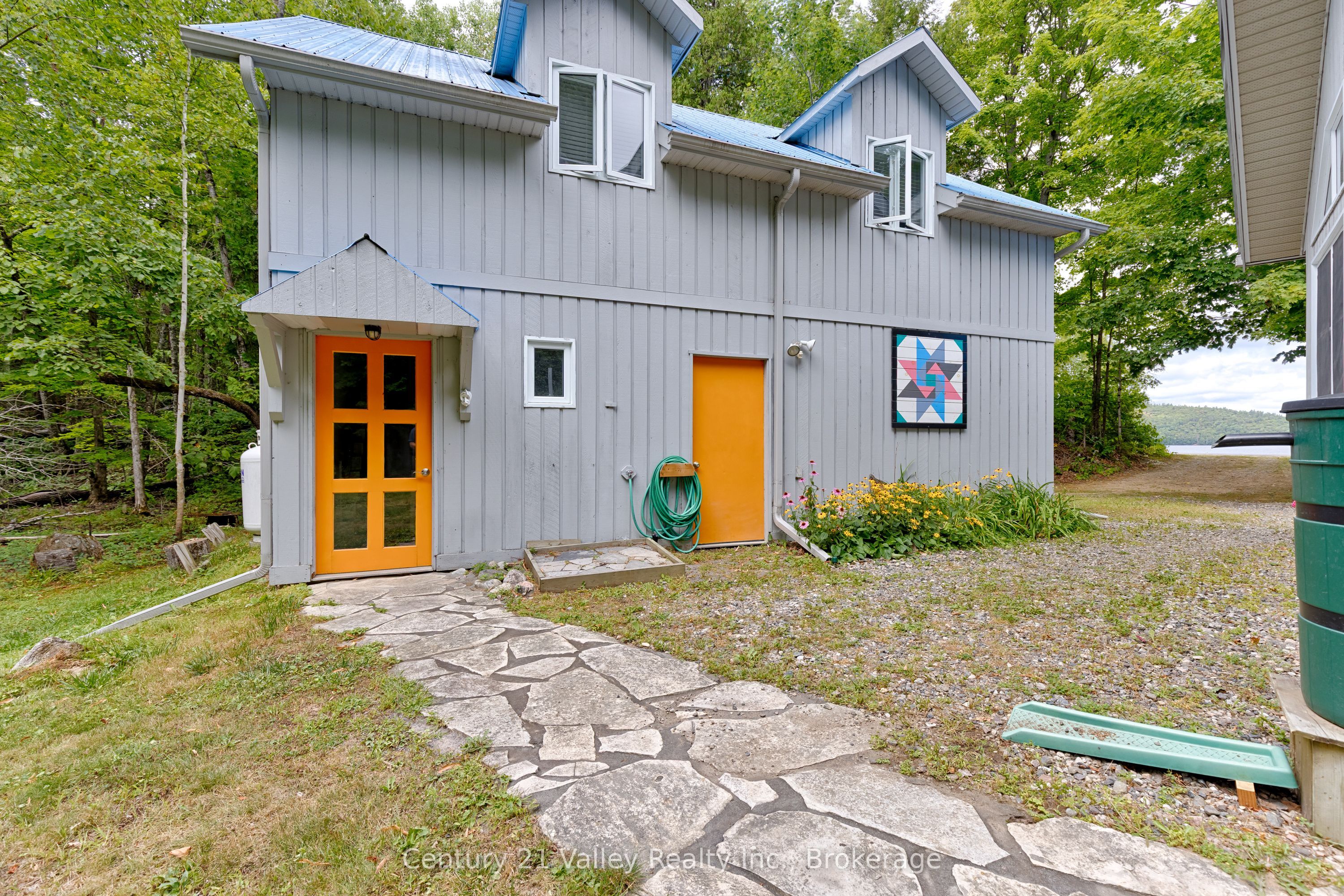 671 Graphite Bay Road, Greater Madawaska, ON K0J 1H0 photo 3