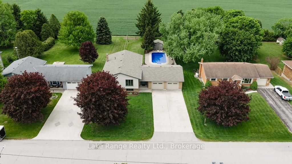 23 E Parker Dr Drive E, Morris Turnberry, ON N0G 1E0 photo 4