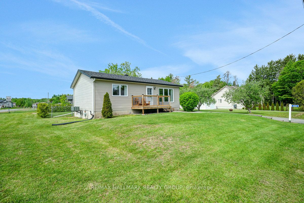 1862 Landry Road, Clarence-Rockland, ON K0A 1N0 photo 2