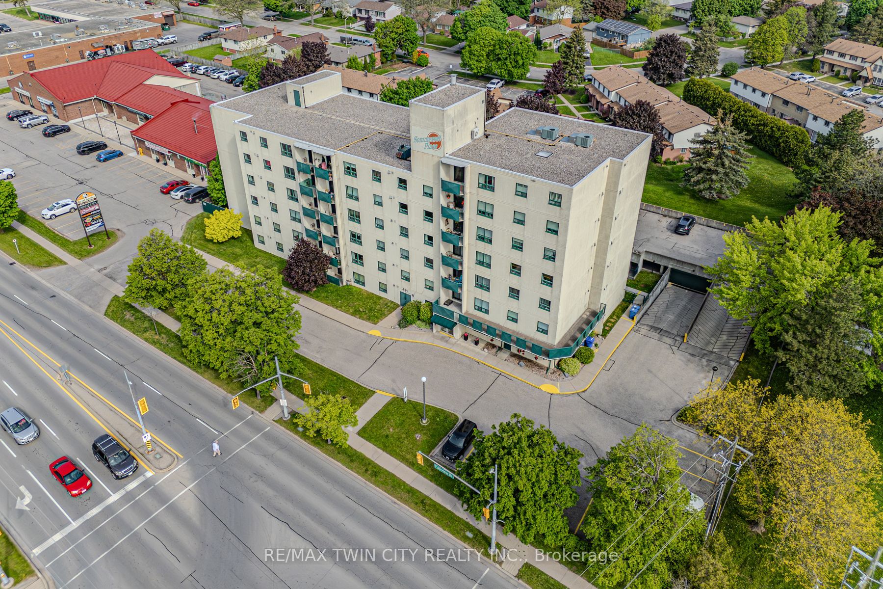 421 FAIRVIEW Drive 301, Brant, ON N3R 7M3