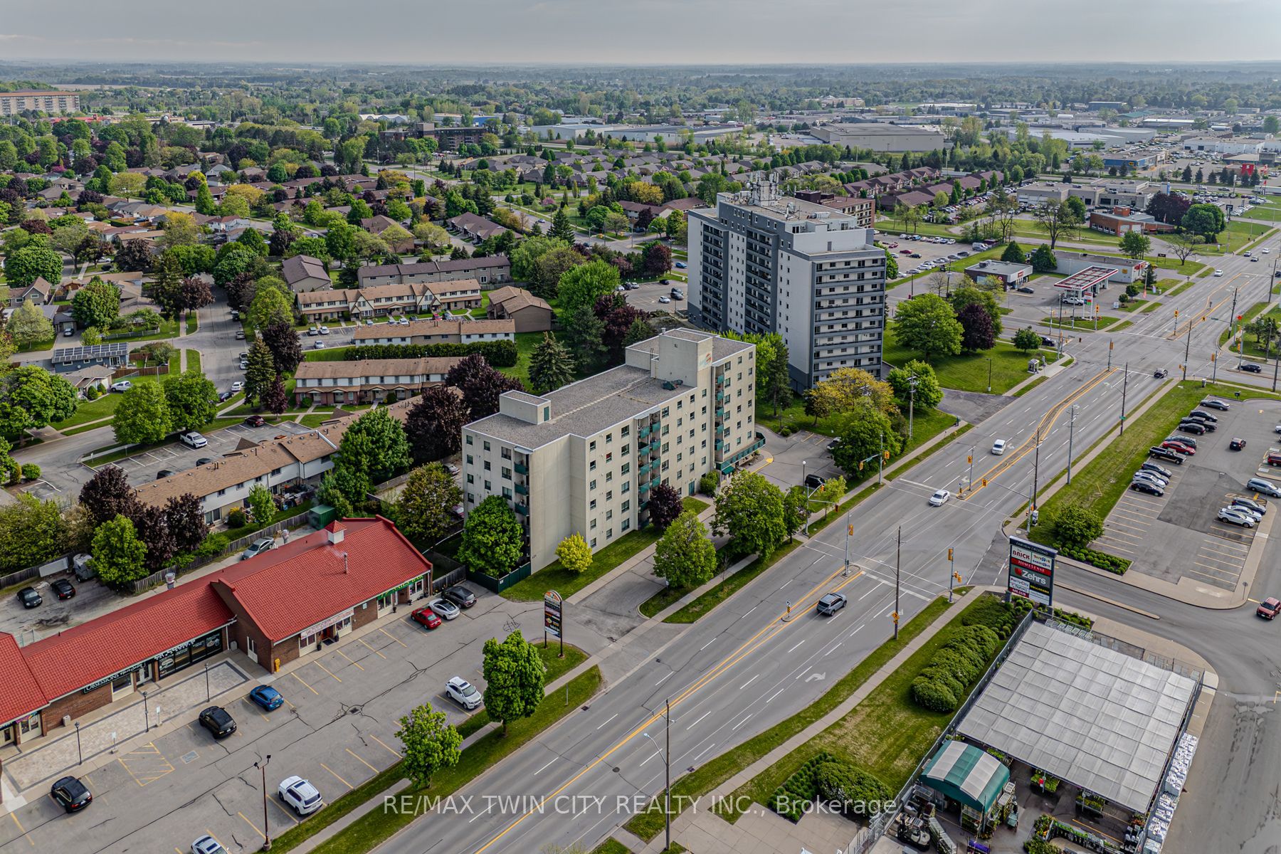 421 FAIRVIEW Drive 301, Brant, ON N3R 7M3 photo 3