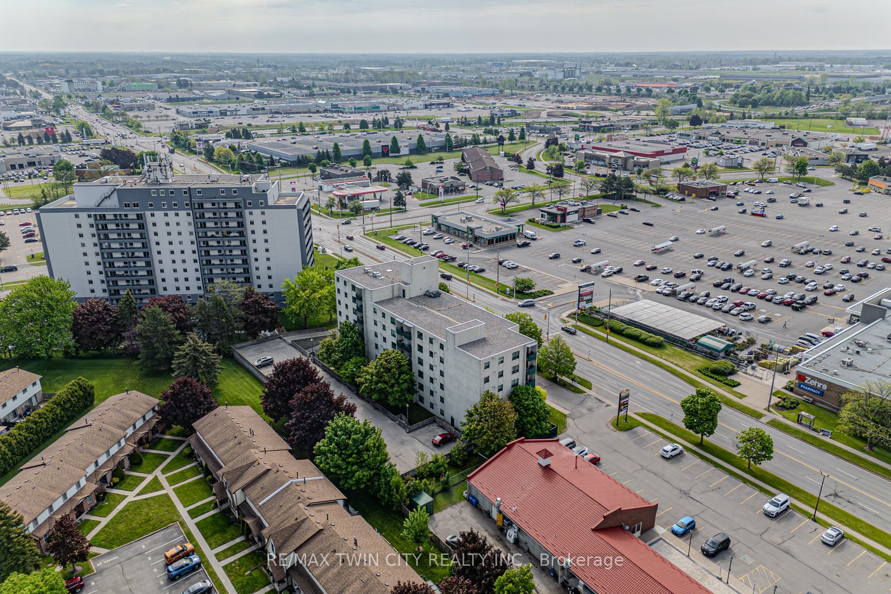 421 FAIRVIEW Drive 301, Brant, ON N3R 7M3 photo 4