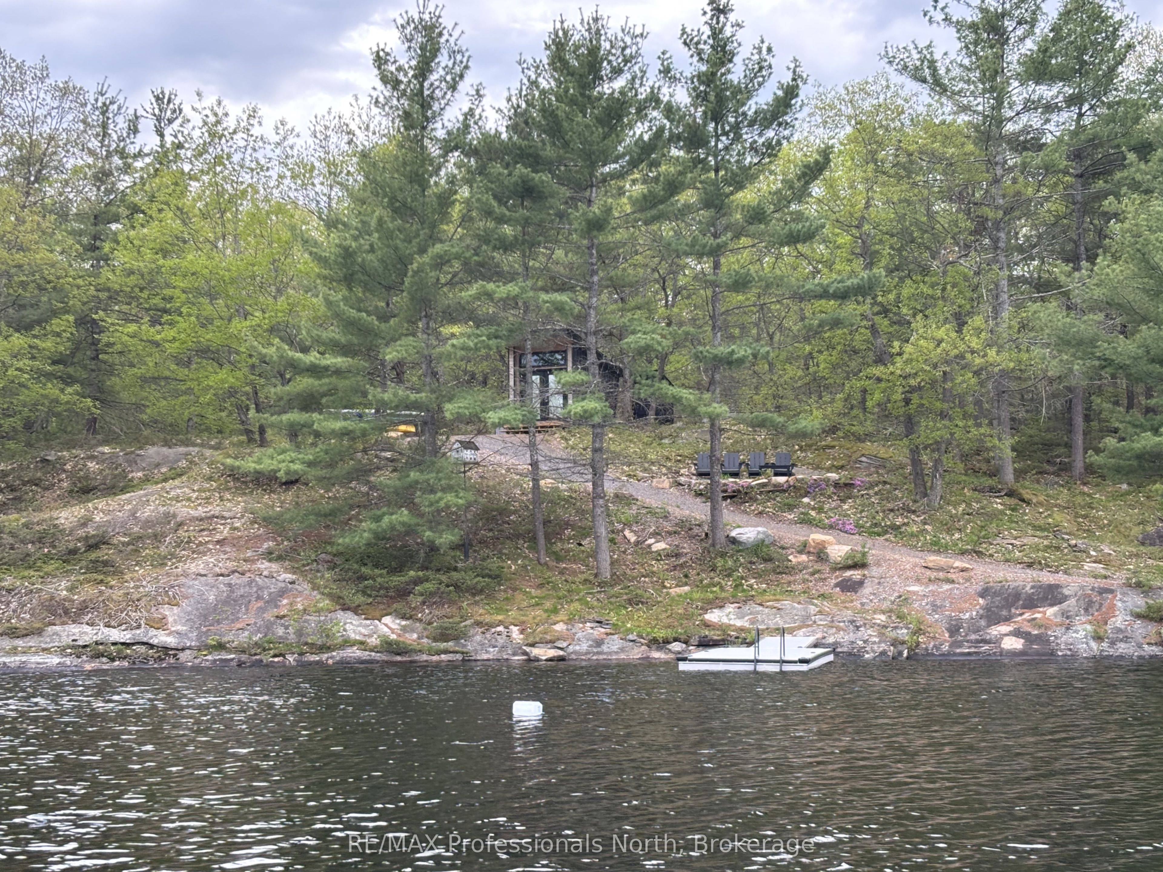 303 Nine Mile Lake, Muskoka Lakes, ON P1L 1W8