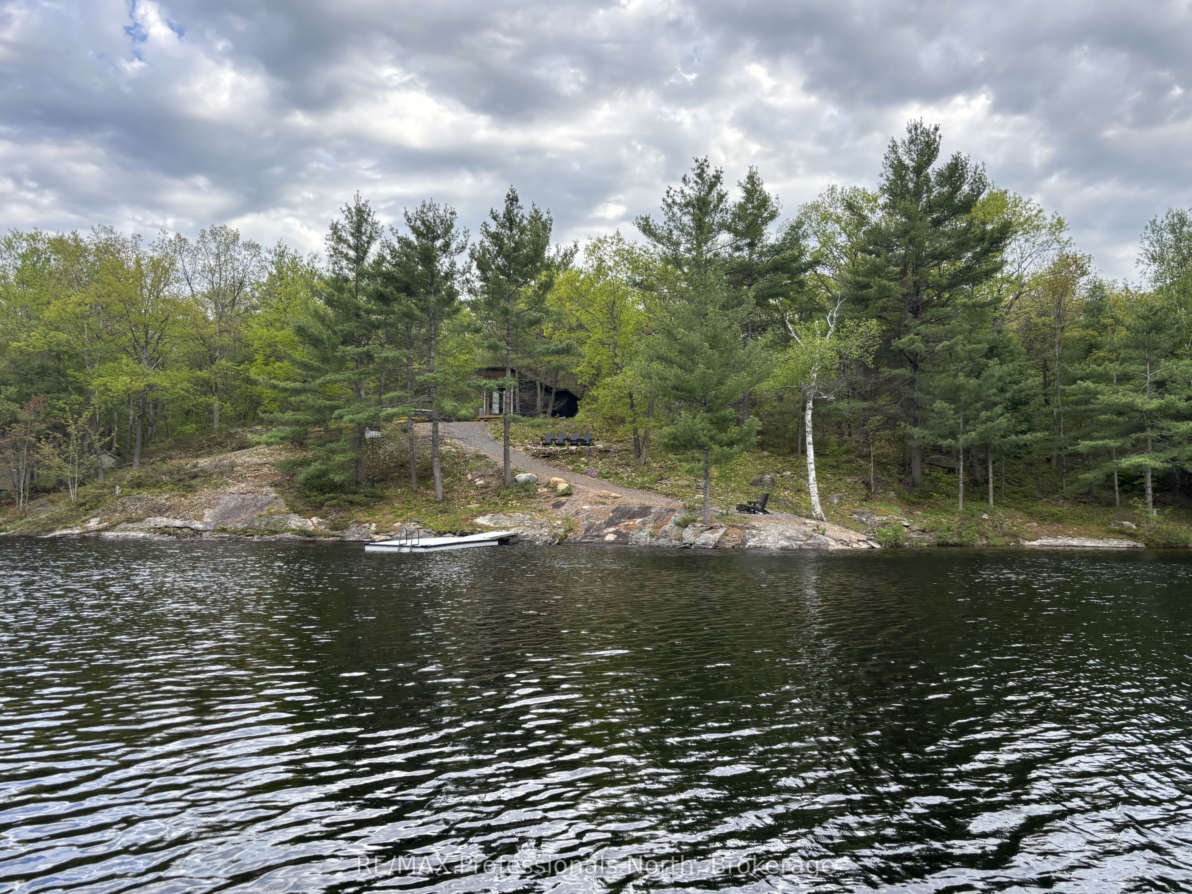 303 Nine Mile Lake, Muskoka Lakes, ON P1L 1W8 photo 4