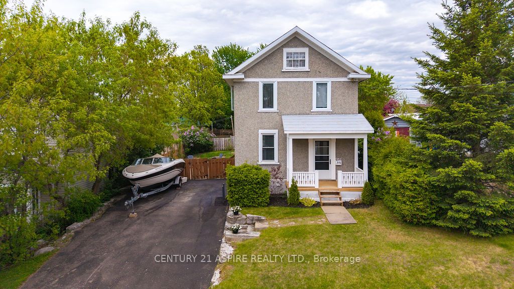 391 Third Avenue, Pembroke, ON K8A 5G9