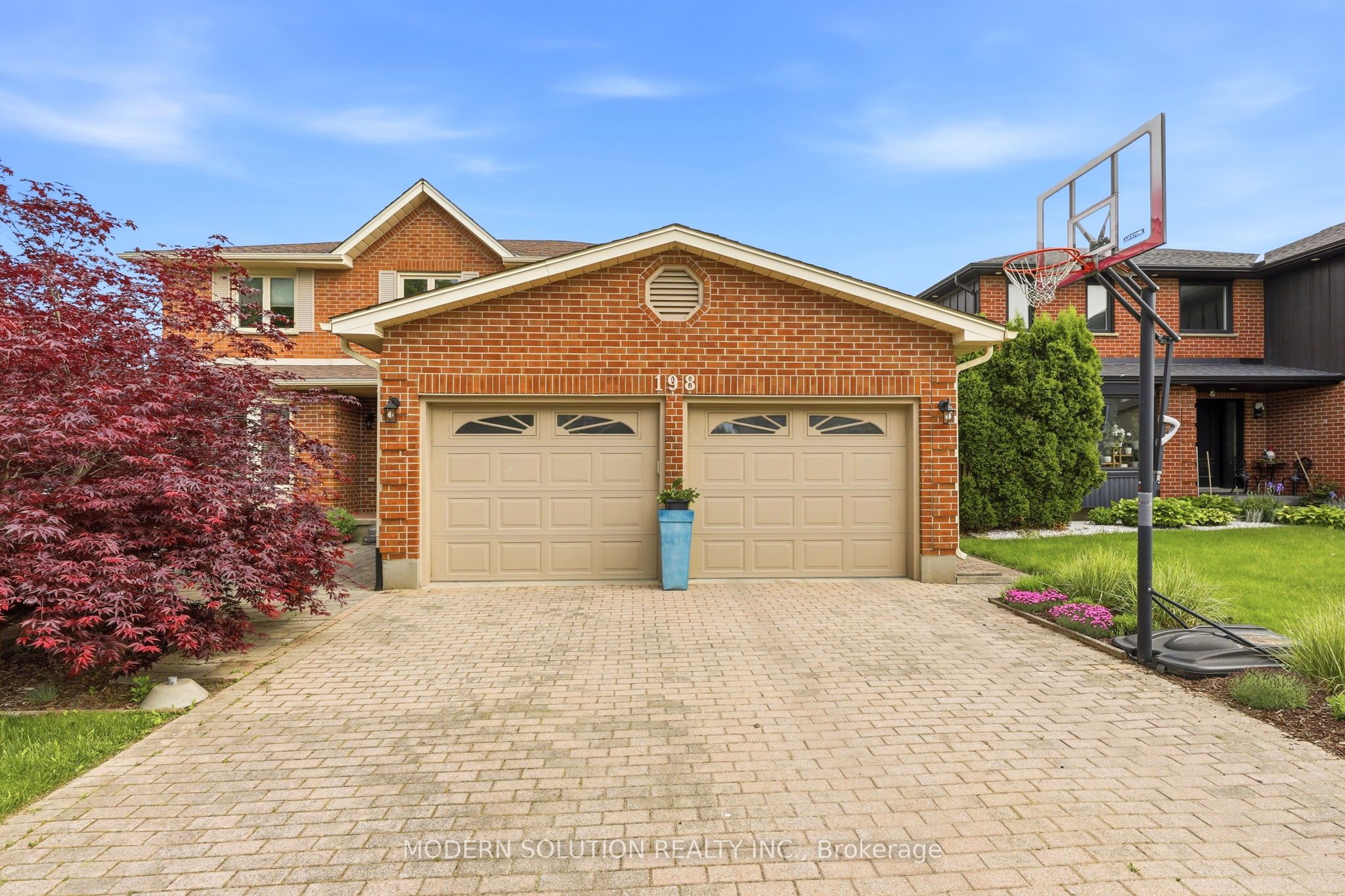 198 Pine Valley Drive, London South, ON N6J 4N7