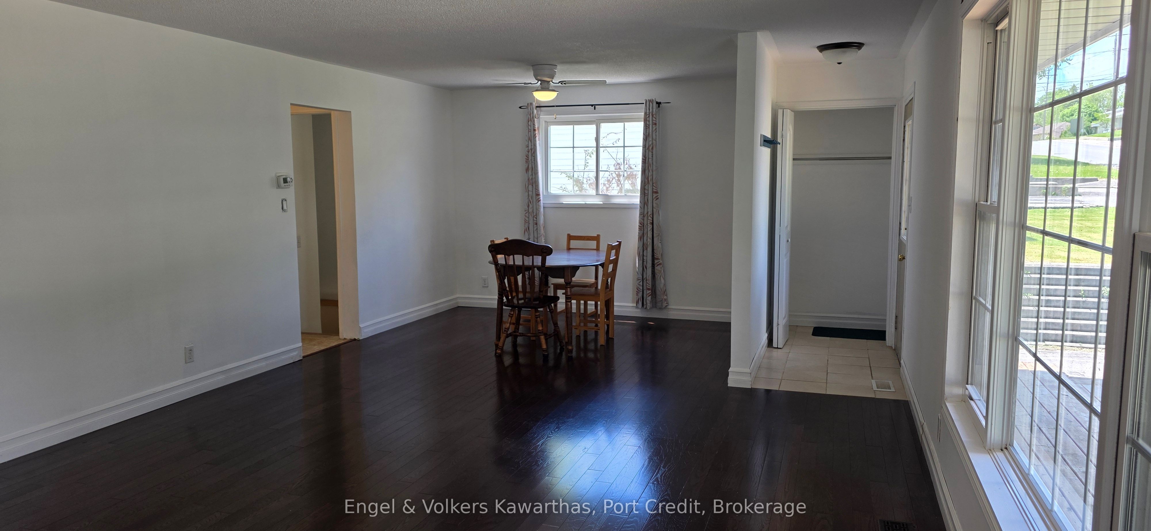 75 North Park Gardens, Belleville, ON K8P 2M4 photo 3