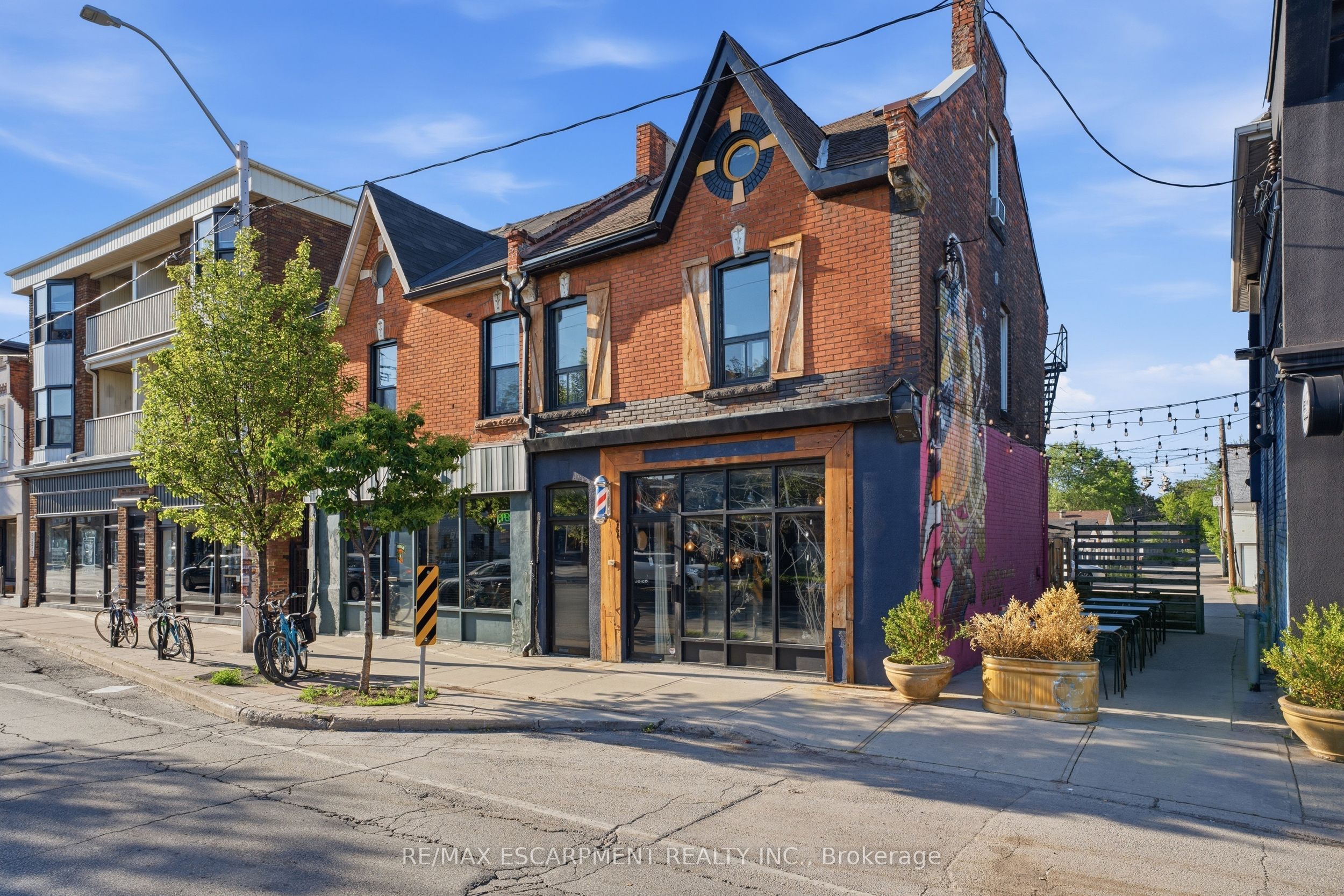 355 BARTON Street E, Hamilton, ON L8L 2X8