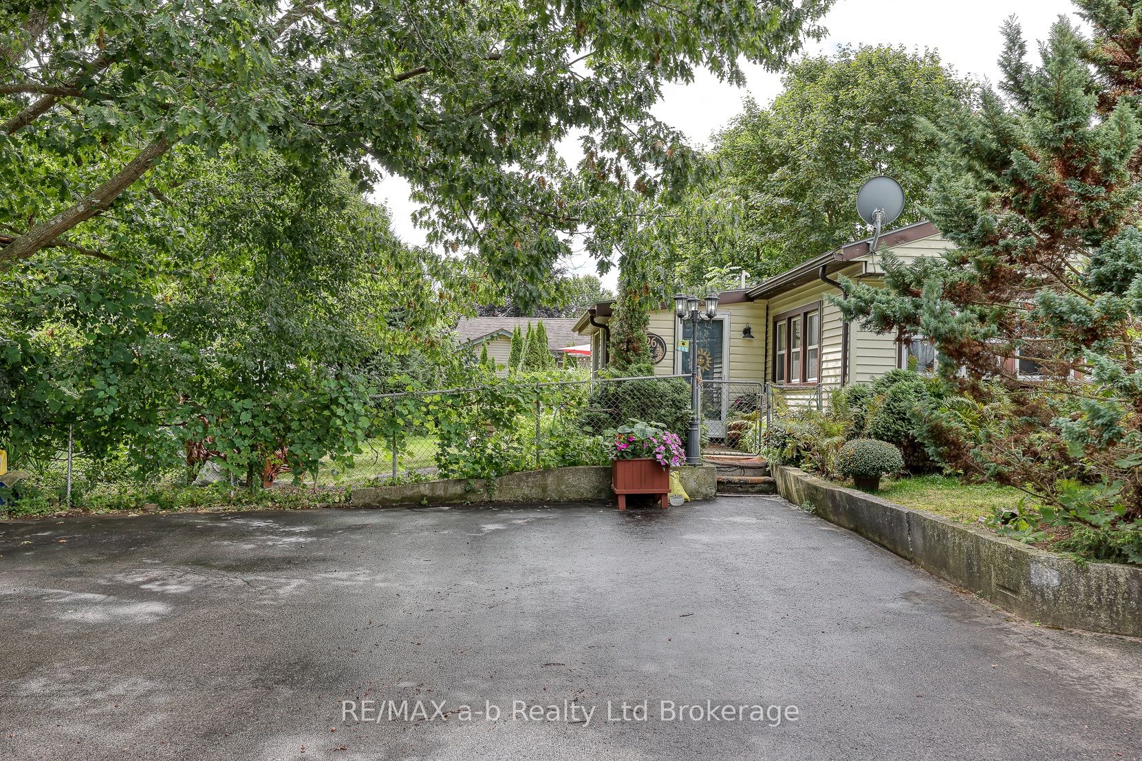 746112 Township 4 Road 26, Blandford-Blenheim, ON N4S 7V9 photo 4