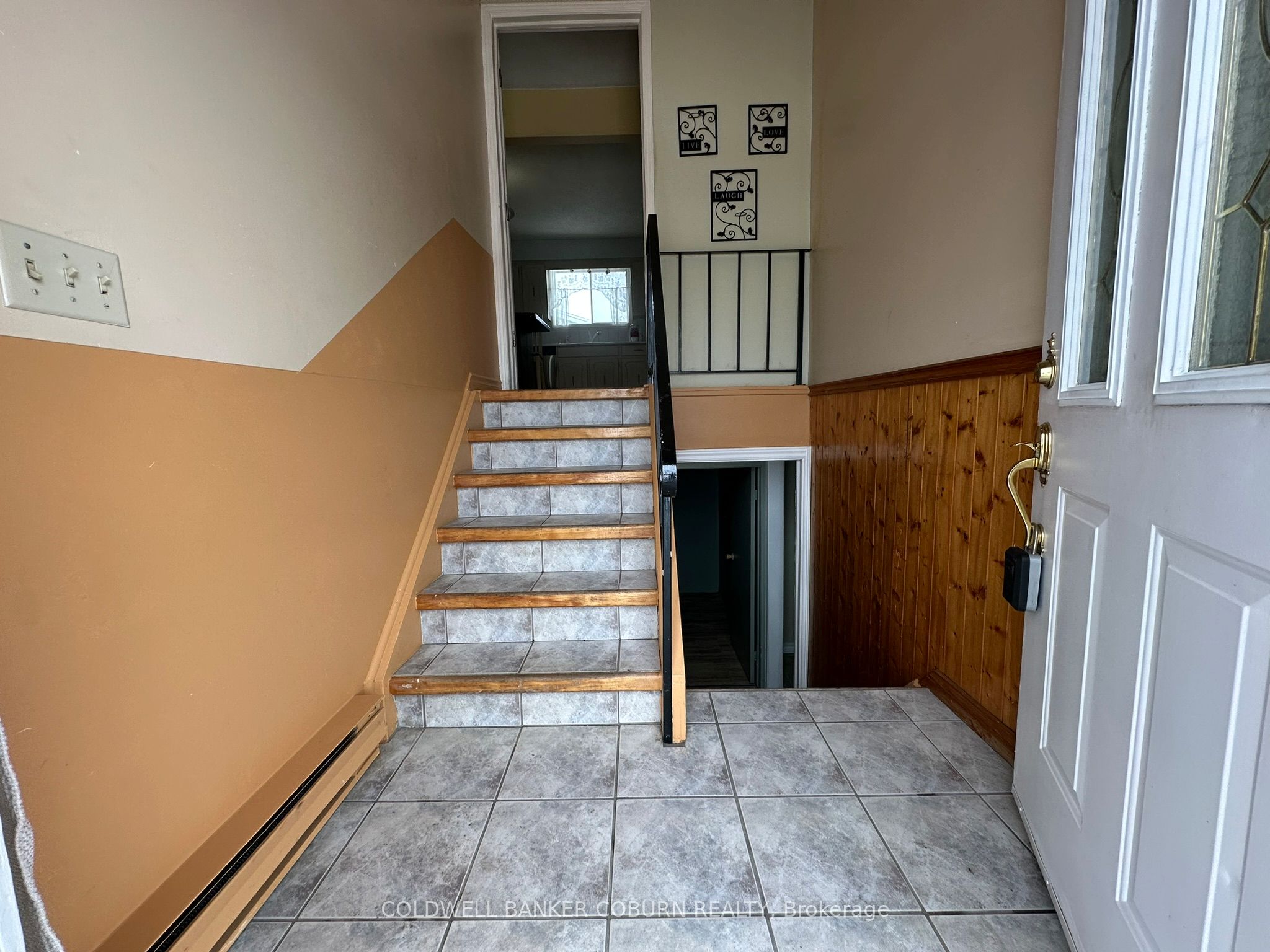4016 Dishaw Street, Edwardsburgh/Cardinal, ON K0E 1E0 photo 2