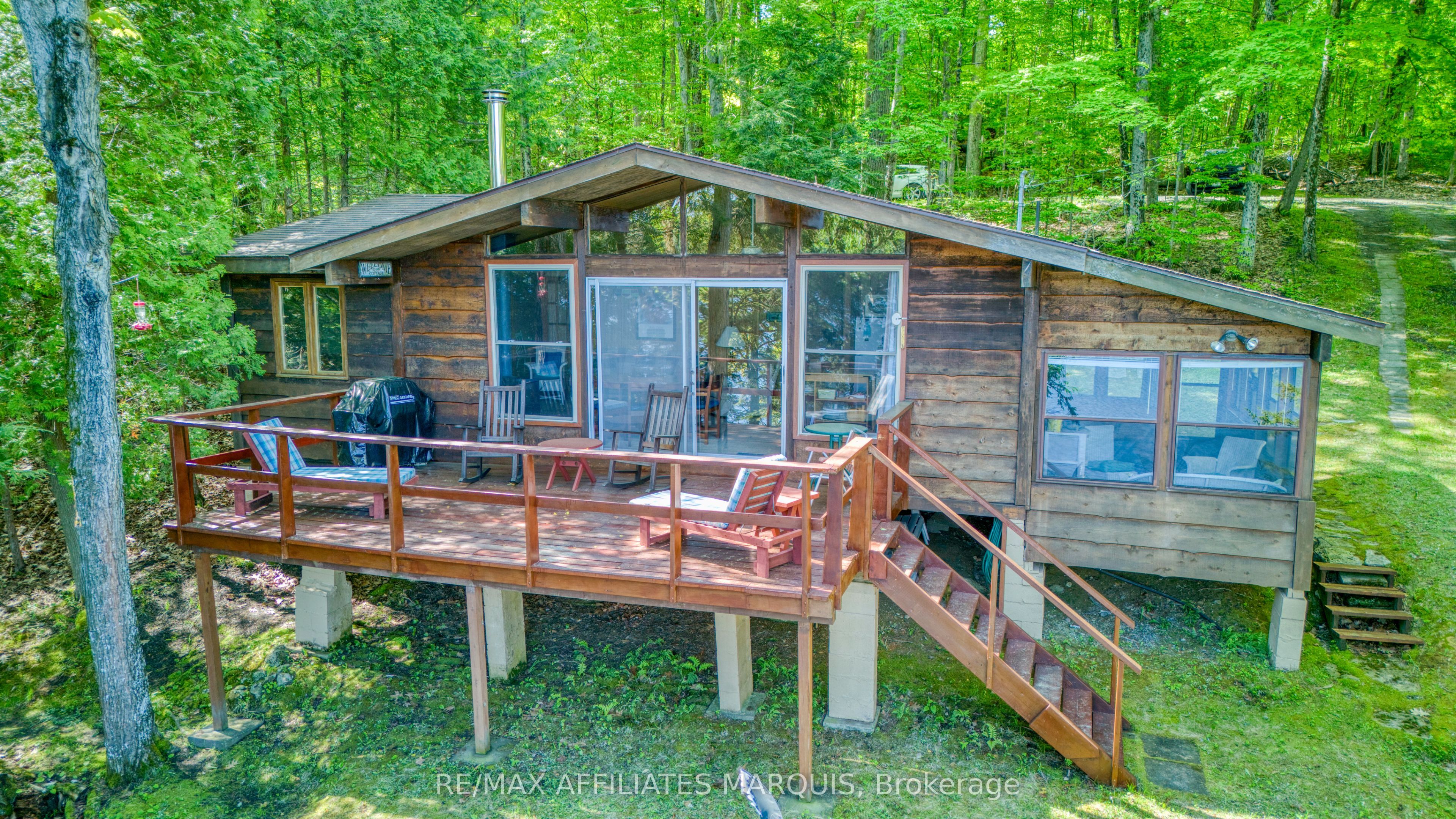 415 Yvon Lane, Rideau Lakes, ON K0G 1X0