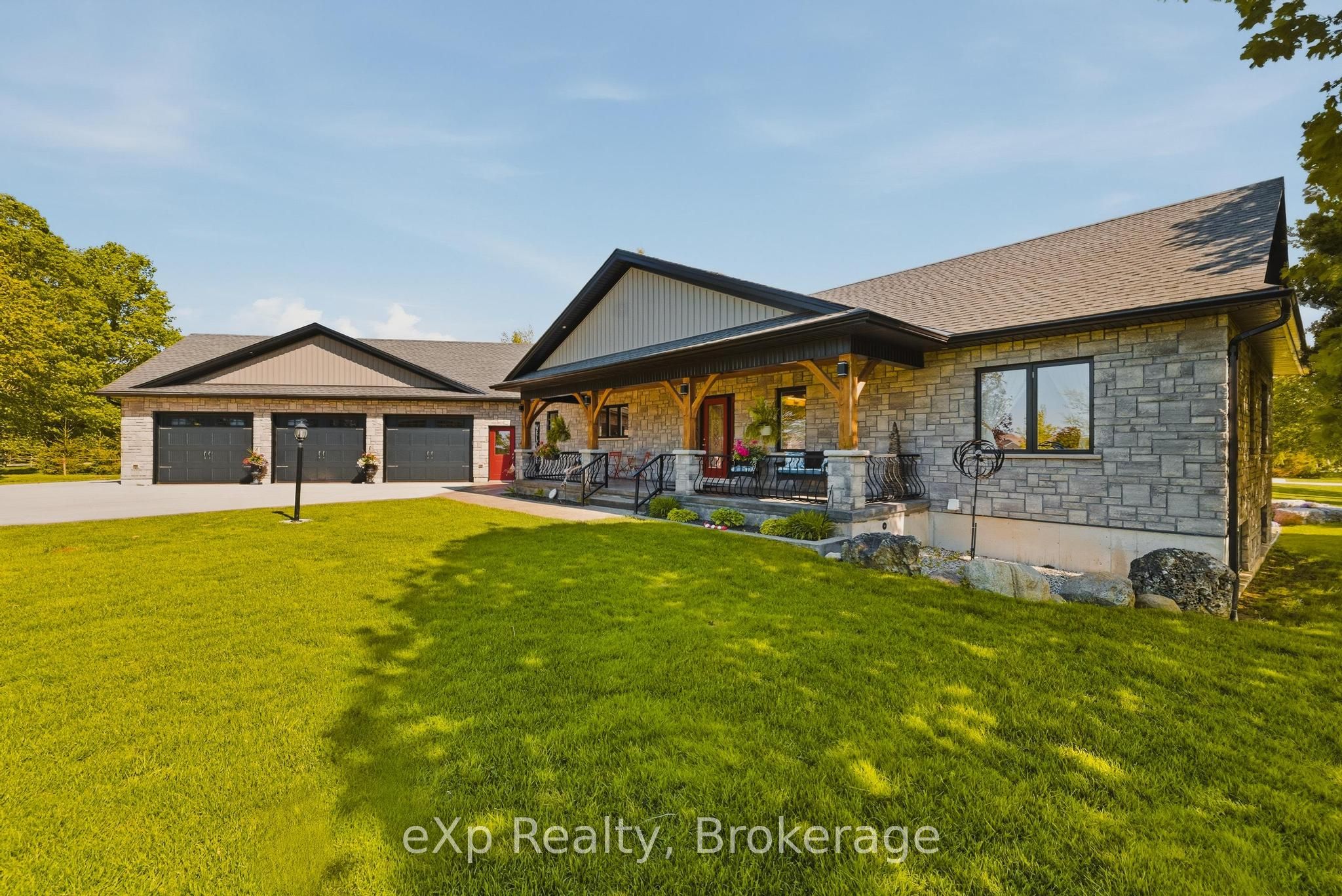 100 Harris Crescent, Southgate, ON N0G 2L0 photo 3