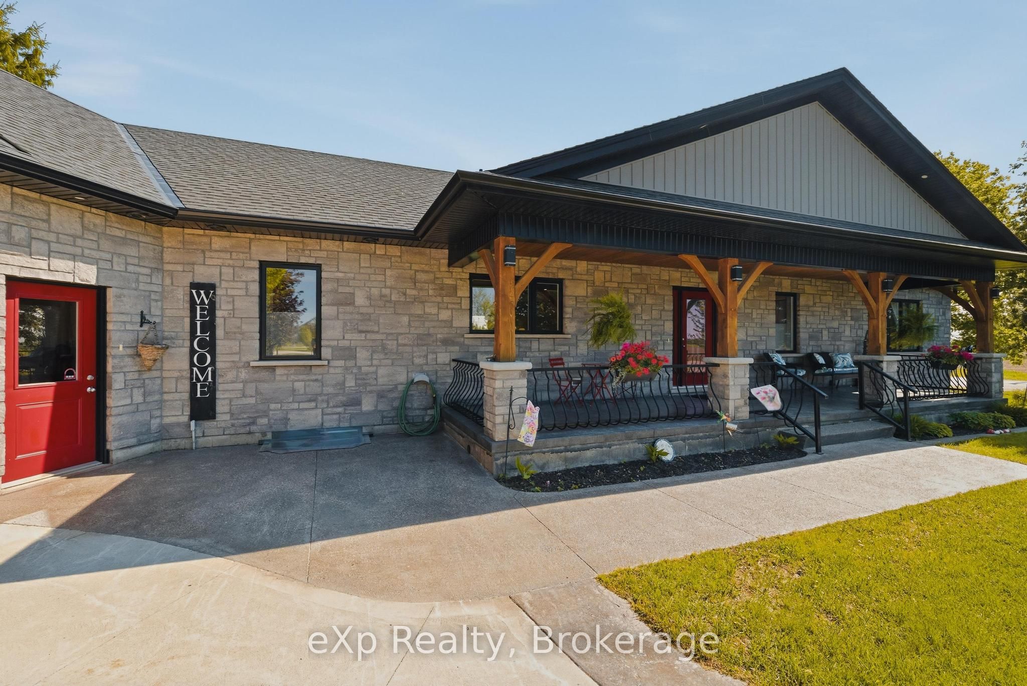 100 Harris Crescent, Southgate, ON N0G 2L0 photo 4