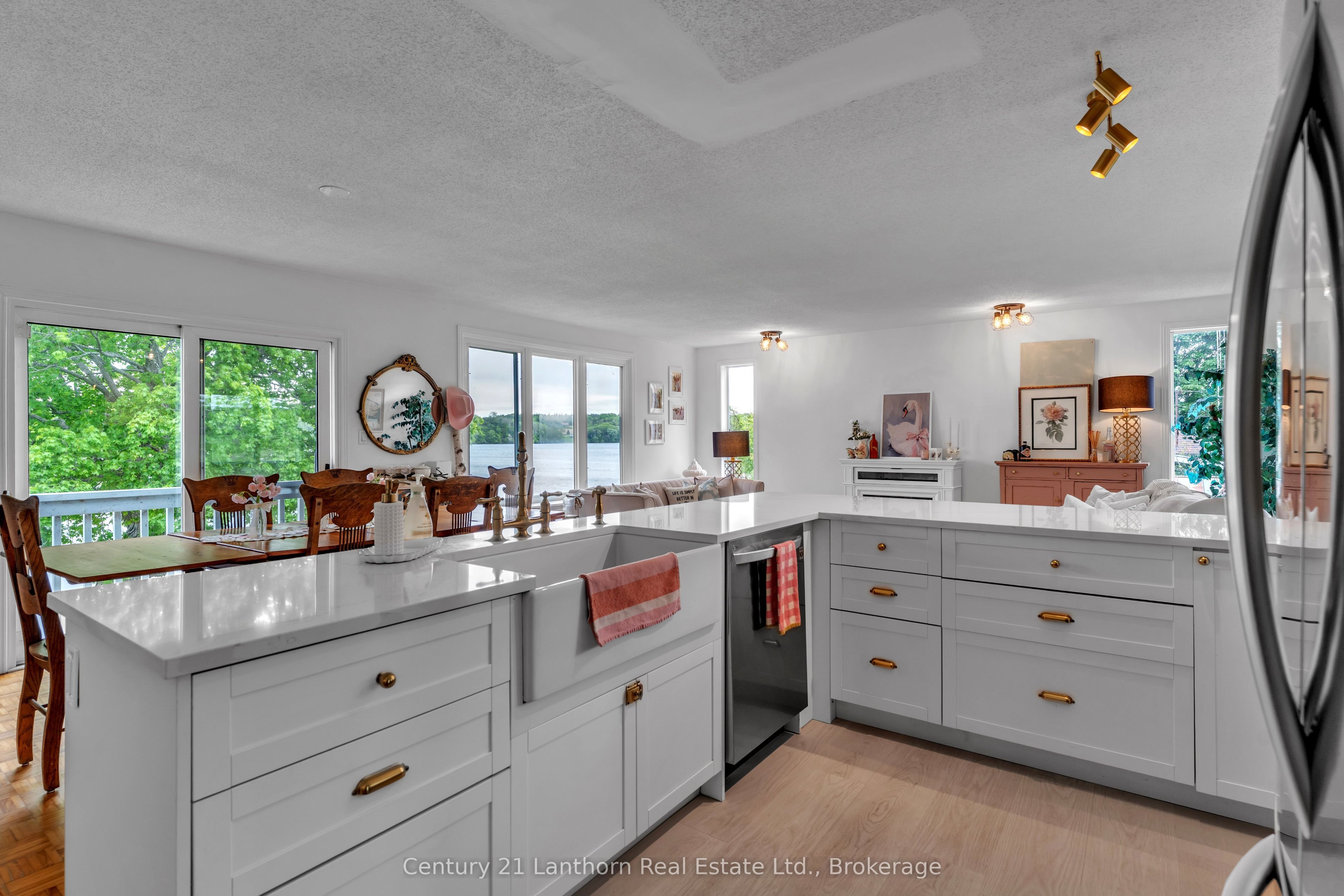 124 Richardson Lane, Prince Edward County, ON K0K 2T0 photo 5