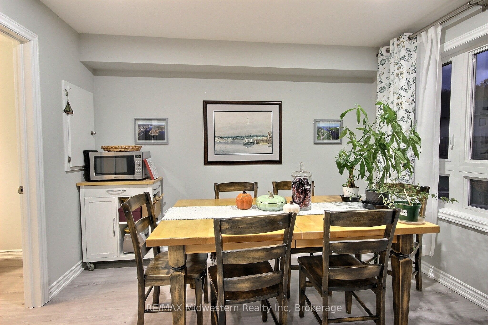 287 Chapel Hill Drive 35, Kitchener, ON N2R 0S4 photo 3