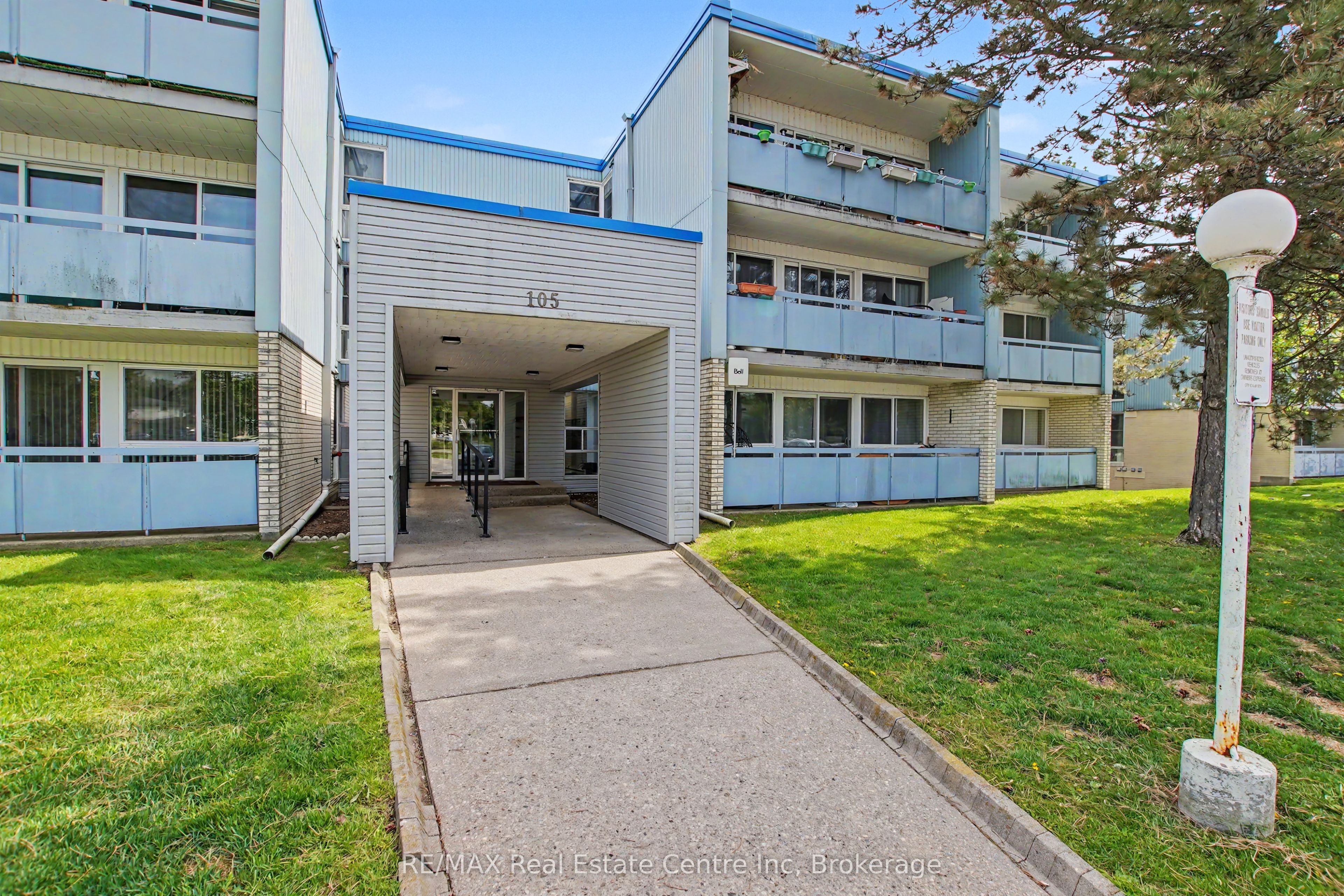 105 Conroy Crescent 412, Guelph, ON N1G 2V5