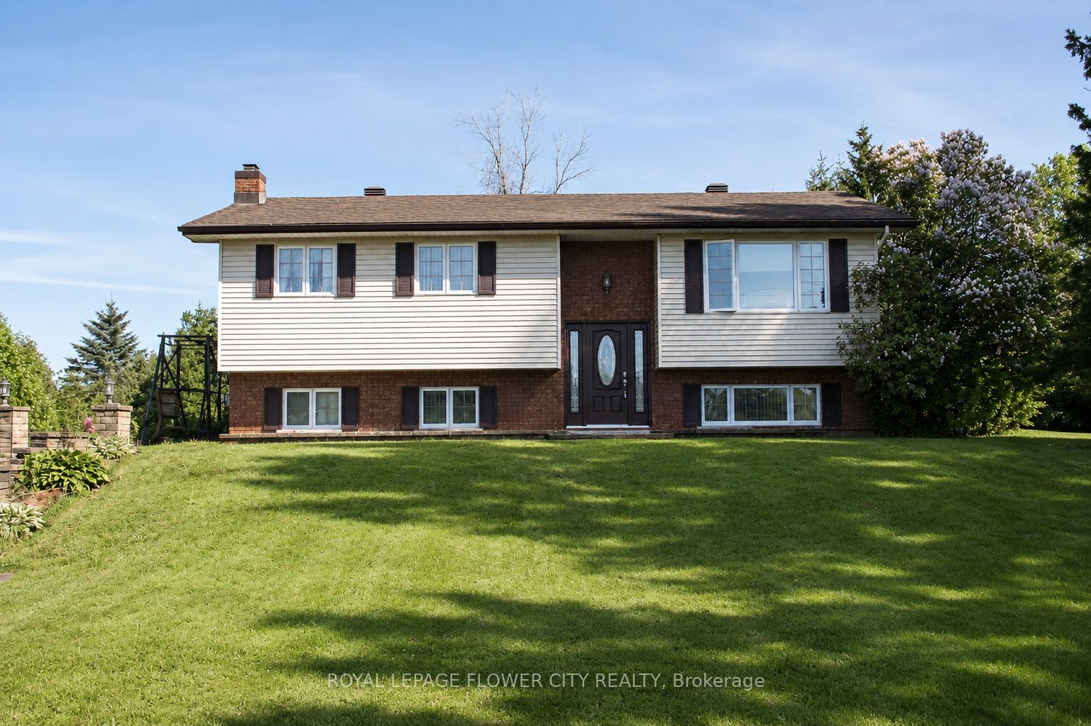 18528 Paragon Road, South Glengarry, ON K6H 5R5 photo 2