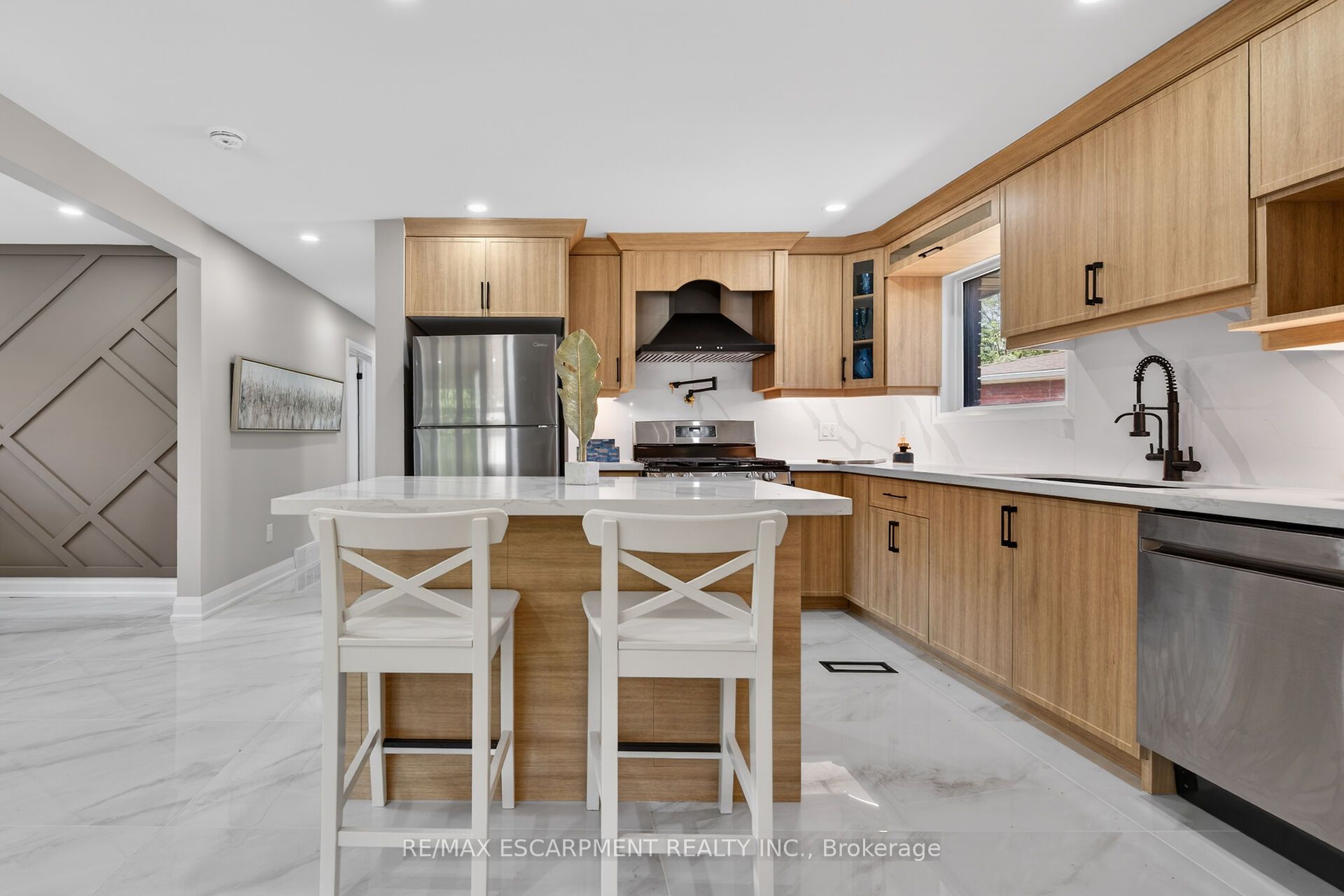 83 Riverdale Drive, Hamilton, ON L8E 1K2 photo 5