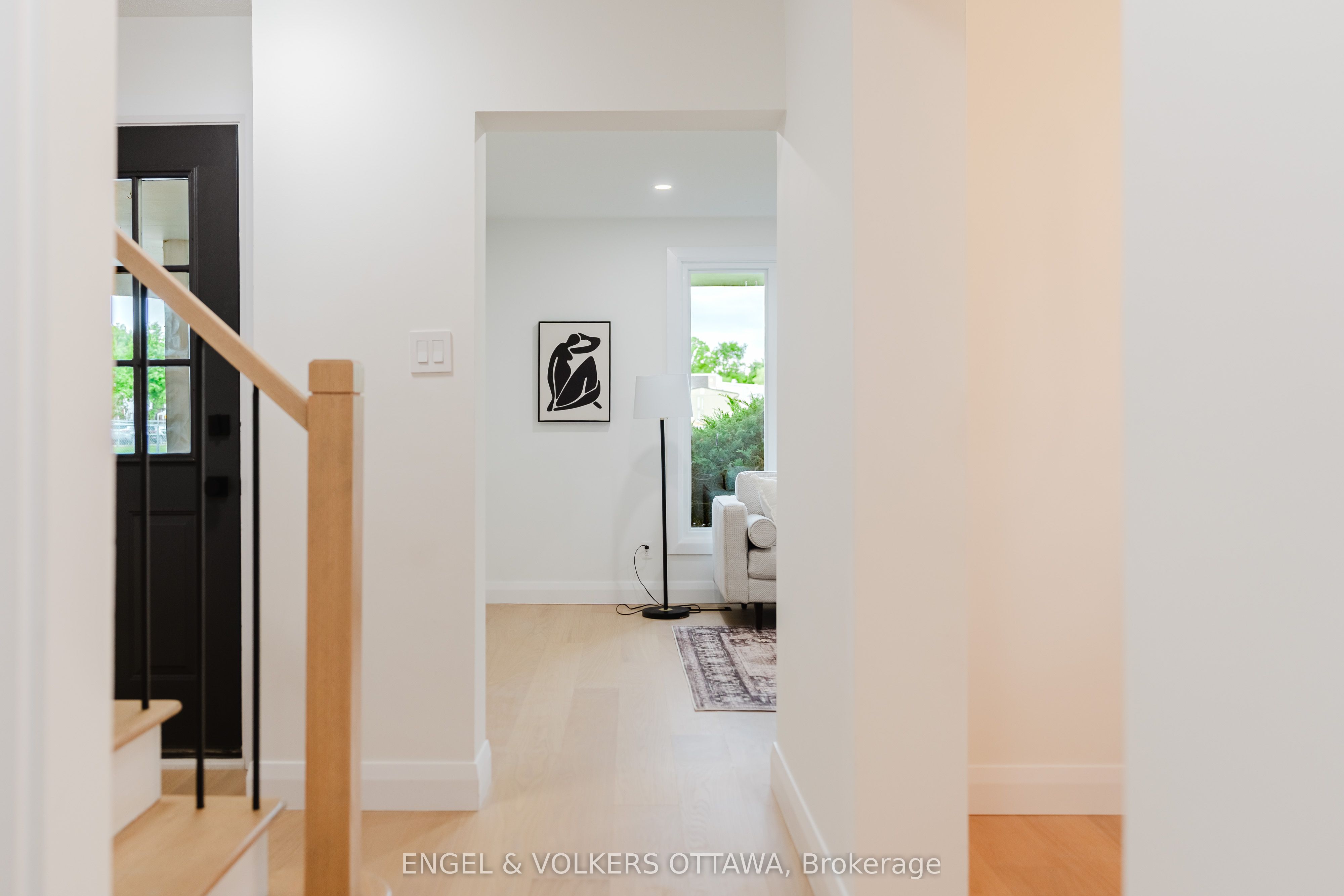 825 De Salaberry Street, Beacon Hill North - South and Area, ON K1J 6Y5 photo 3