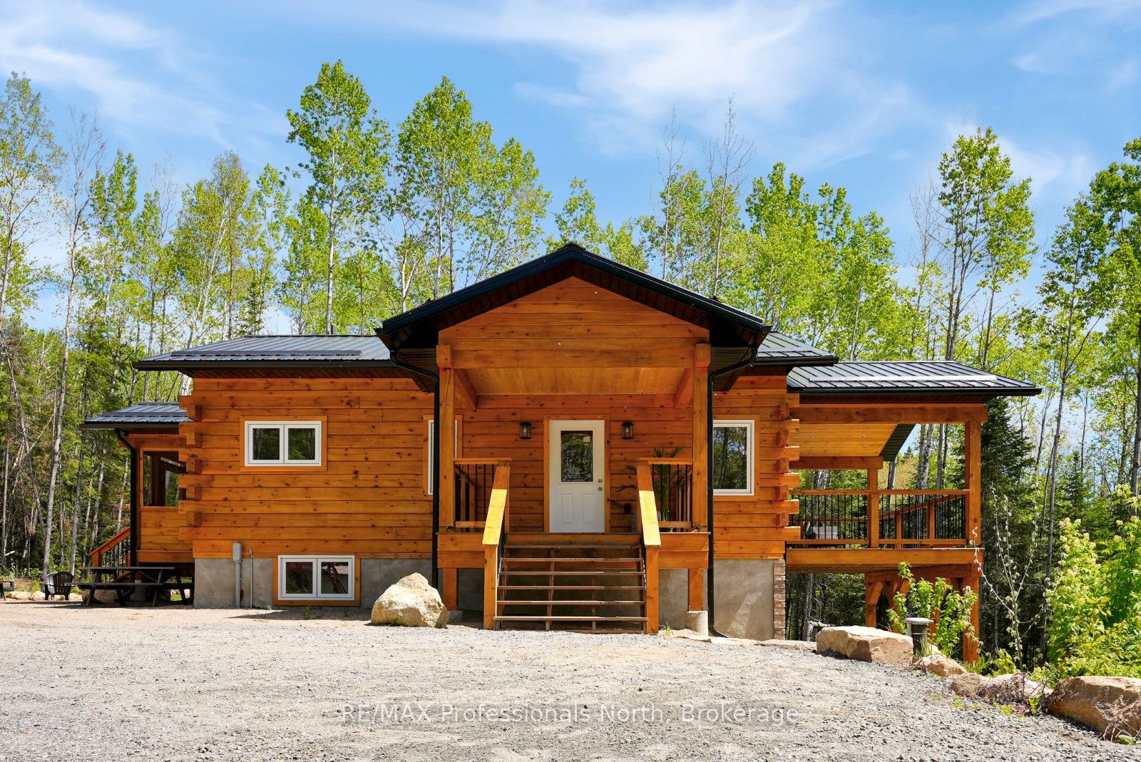 6587 Elephant Lake Road, Dysart et al, ON K0L 1X0 photo 4