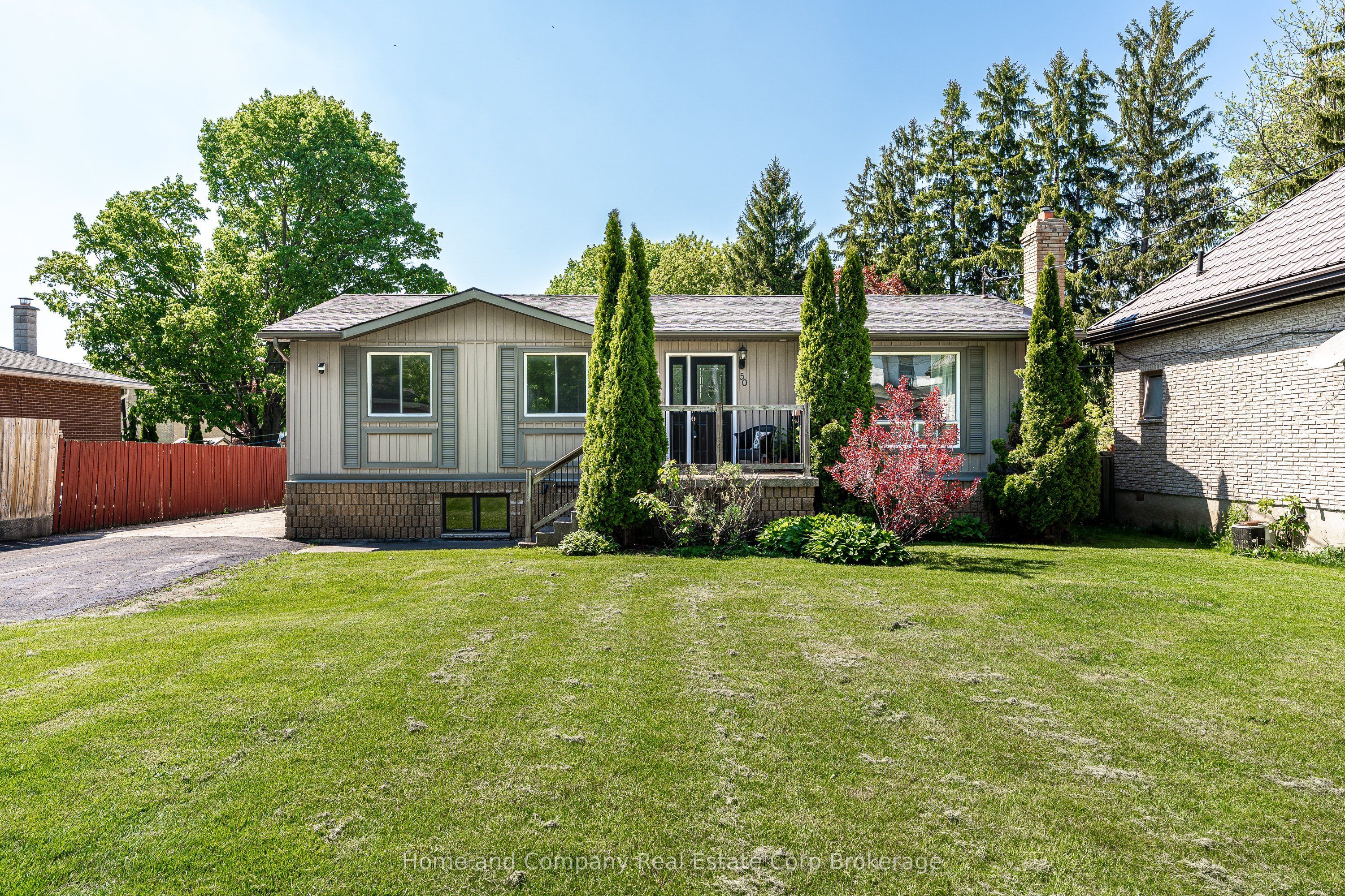 50 Dufferin Street, Stratford, ON N5A 2G5 photo 2