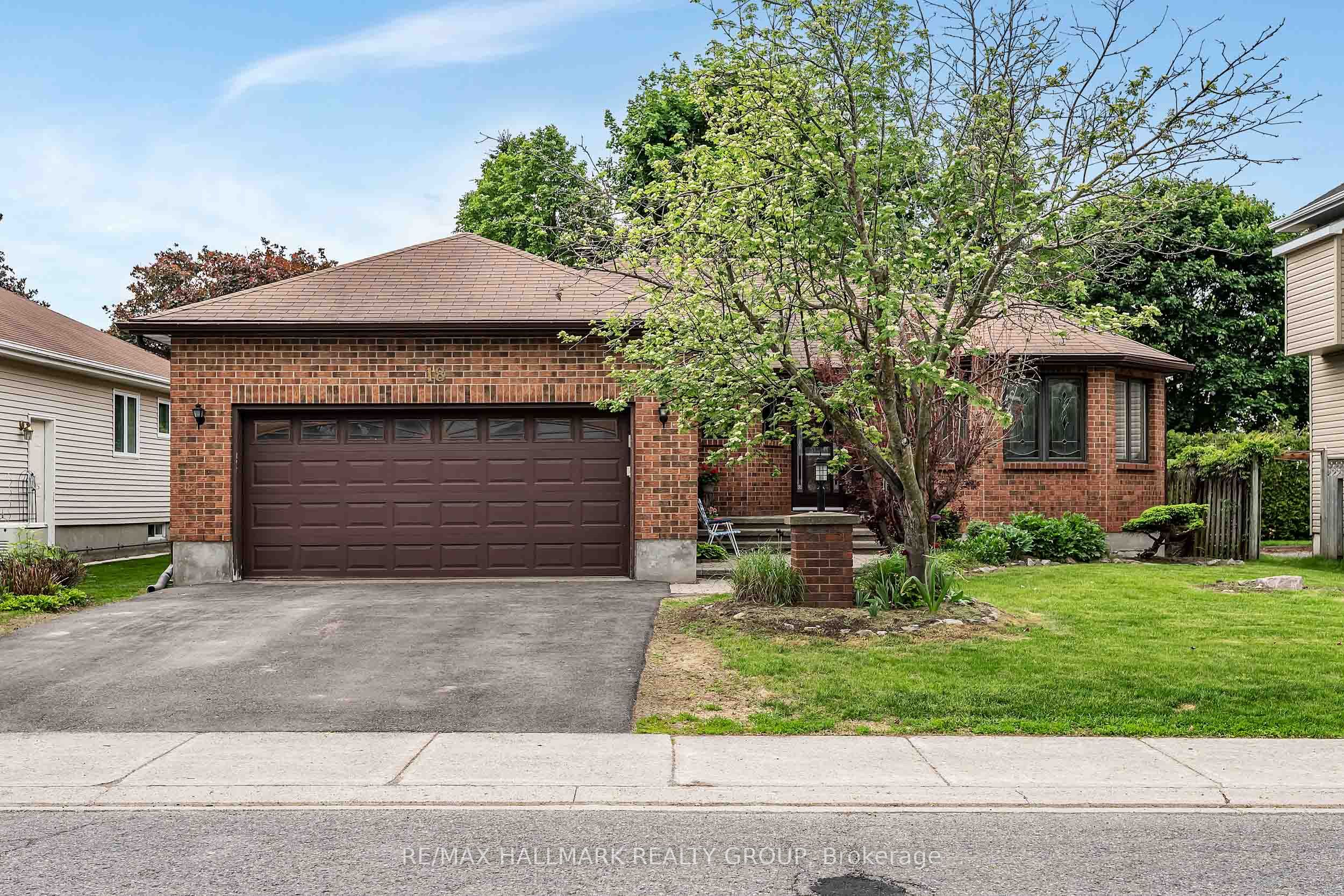 18 Randall James Drive, Stittsville - Munster - Richmond, ON K2S 1L9 photo 2