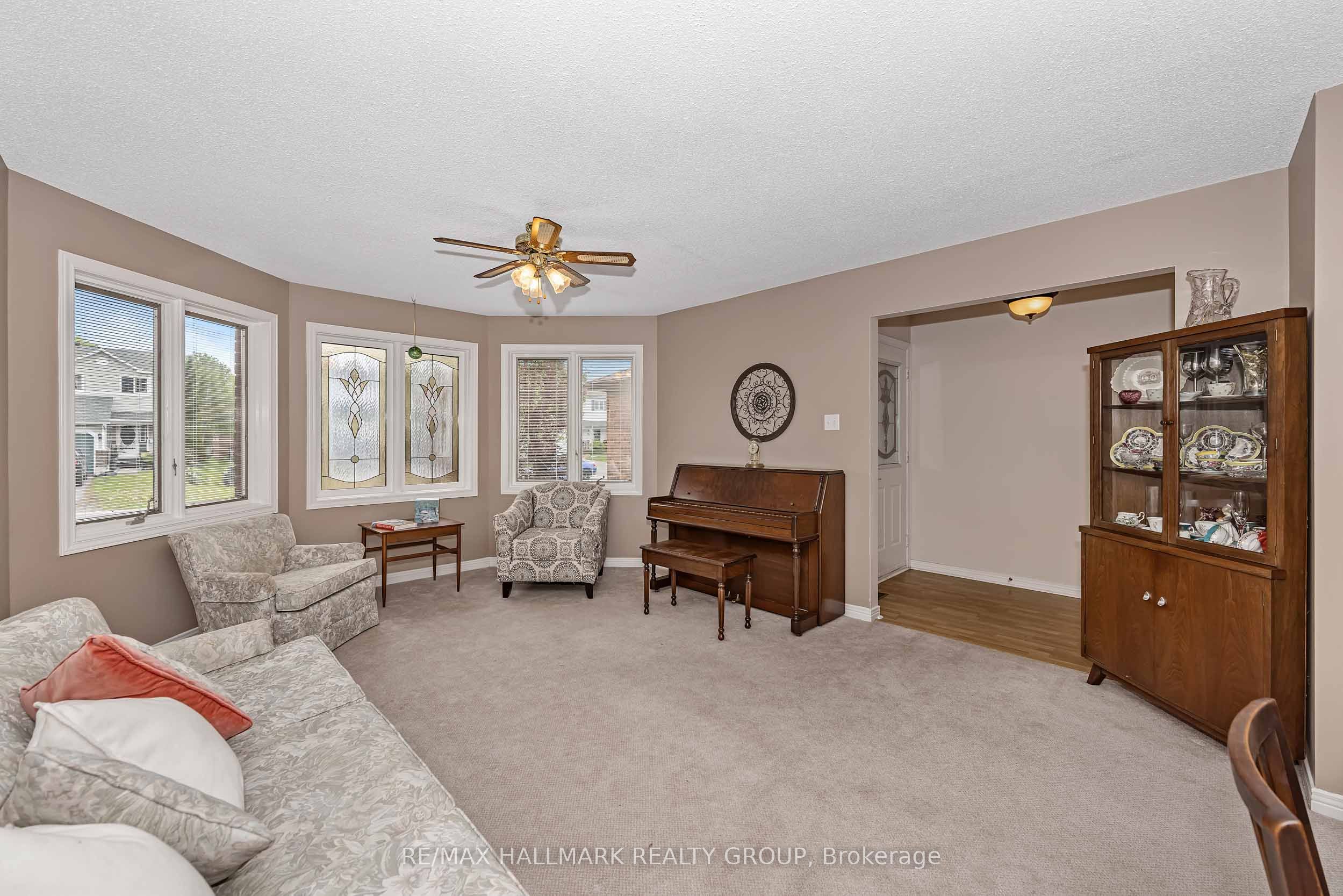 18 Randall James Drive, Stittsville - Munster - Richmond, ON K2S 1L9 photo 5