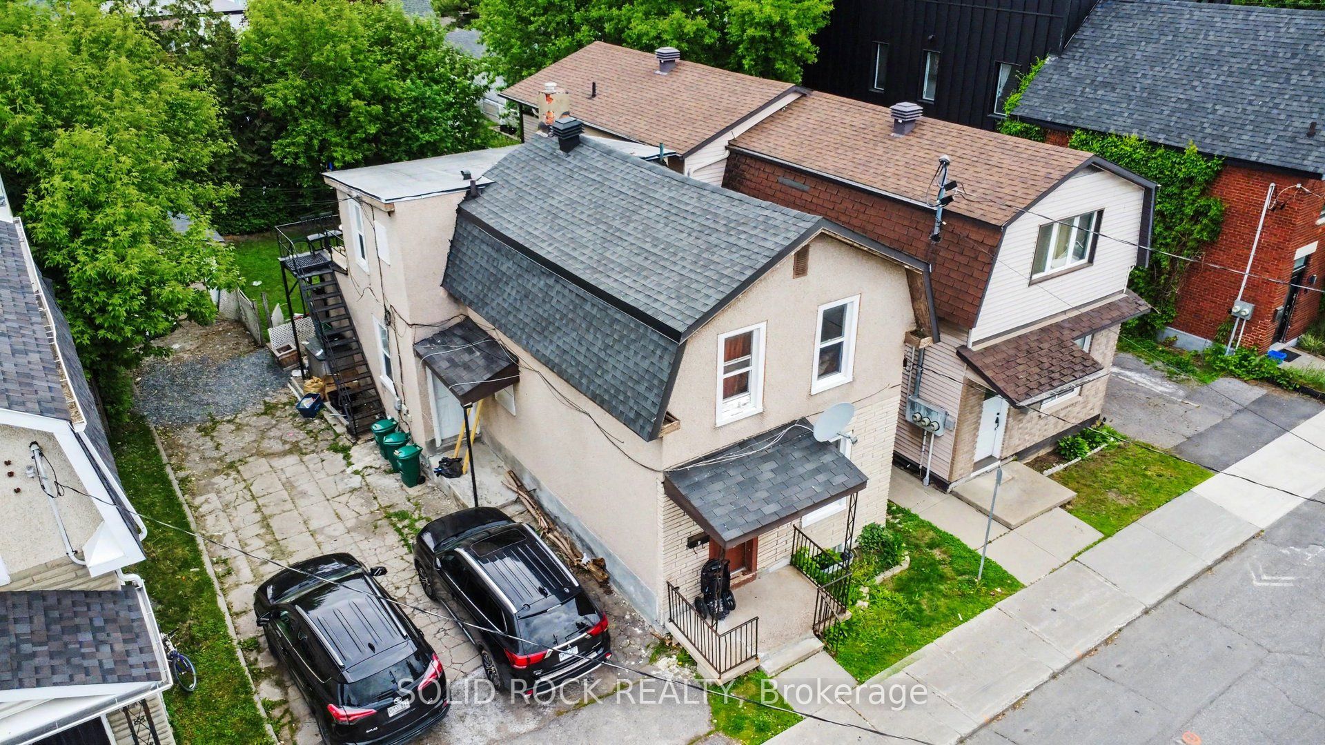 89 Marier Avenue, Vanier and Kingsview Park, ON K1L 5S2 photo 4