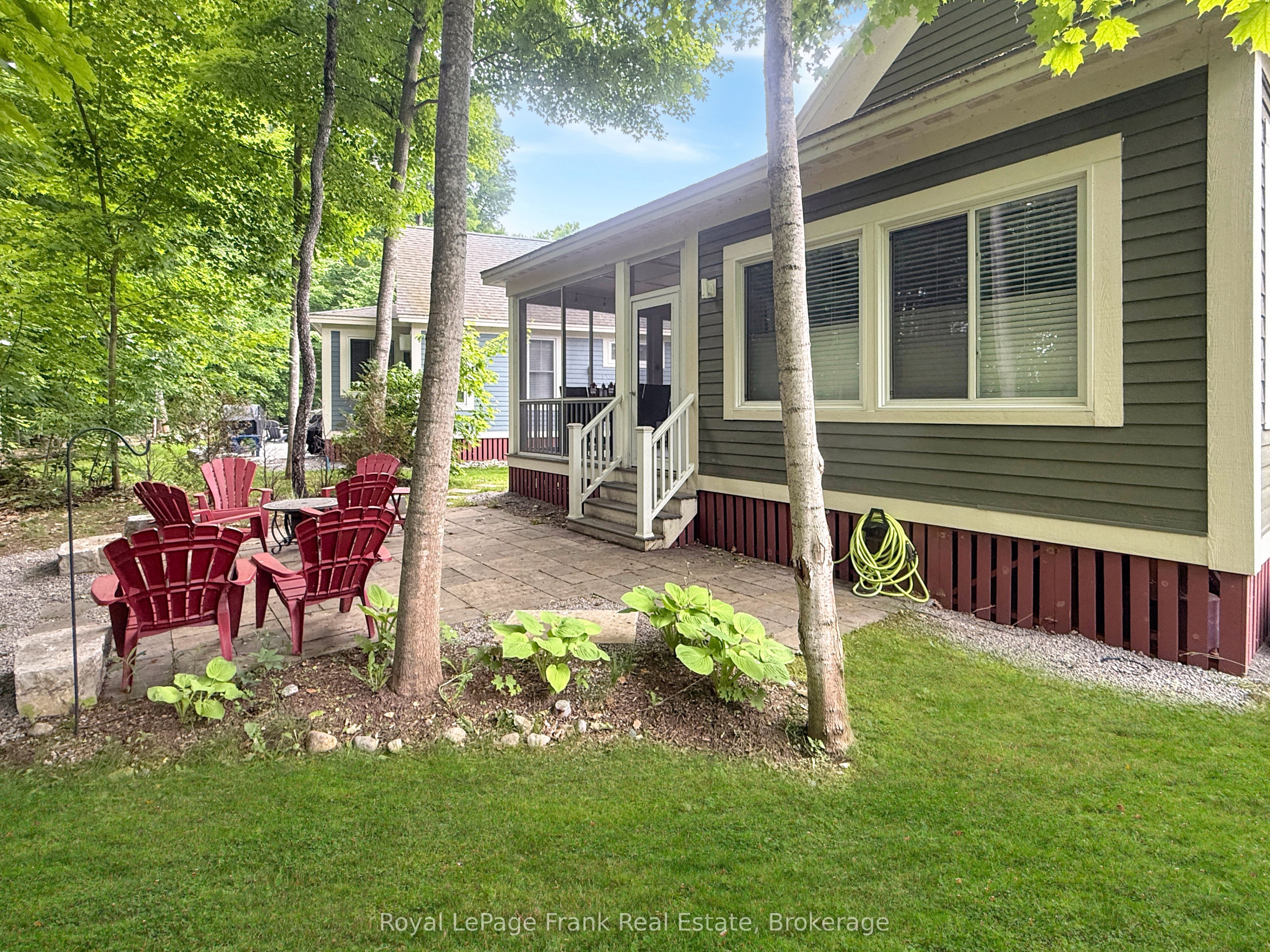 50 Hollow Lane 209, Prince Edward County, ON K0K 1P0 photo 3