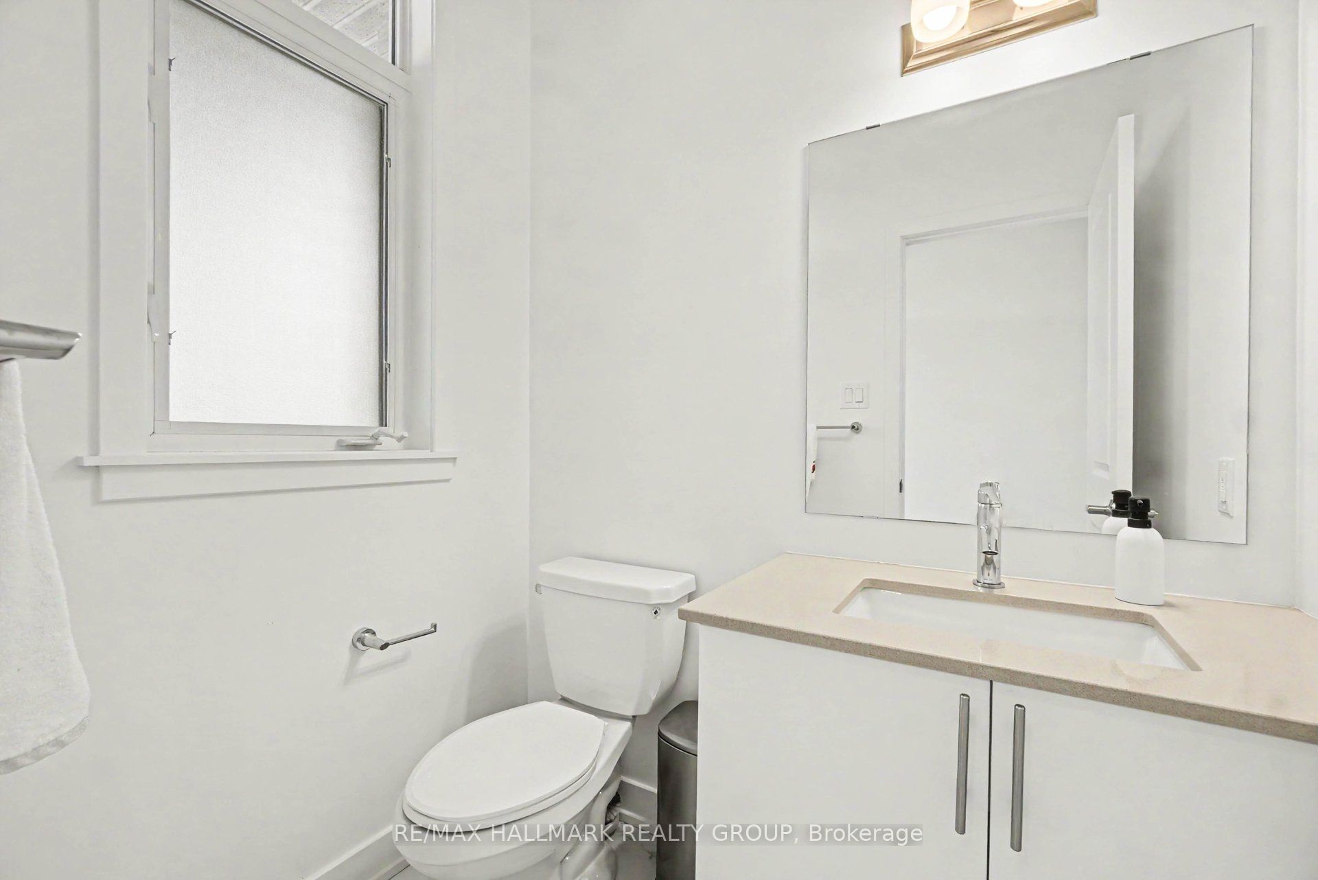 257 Joshua Street, Orleans - Convent Glen and Area, ON K0A 2Y0 photo 4