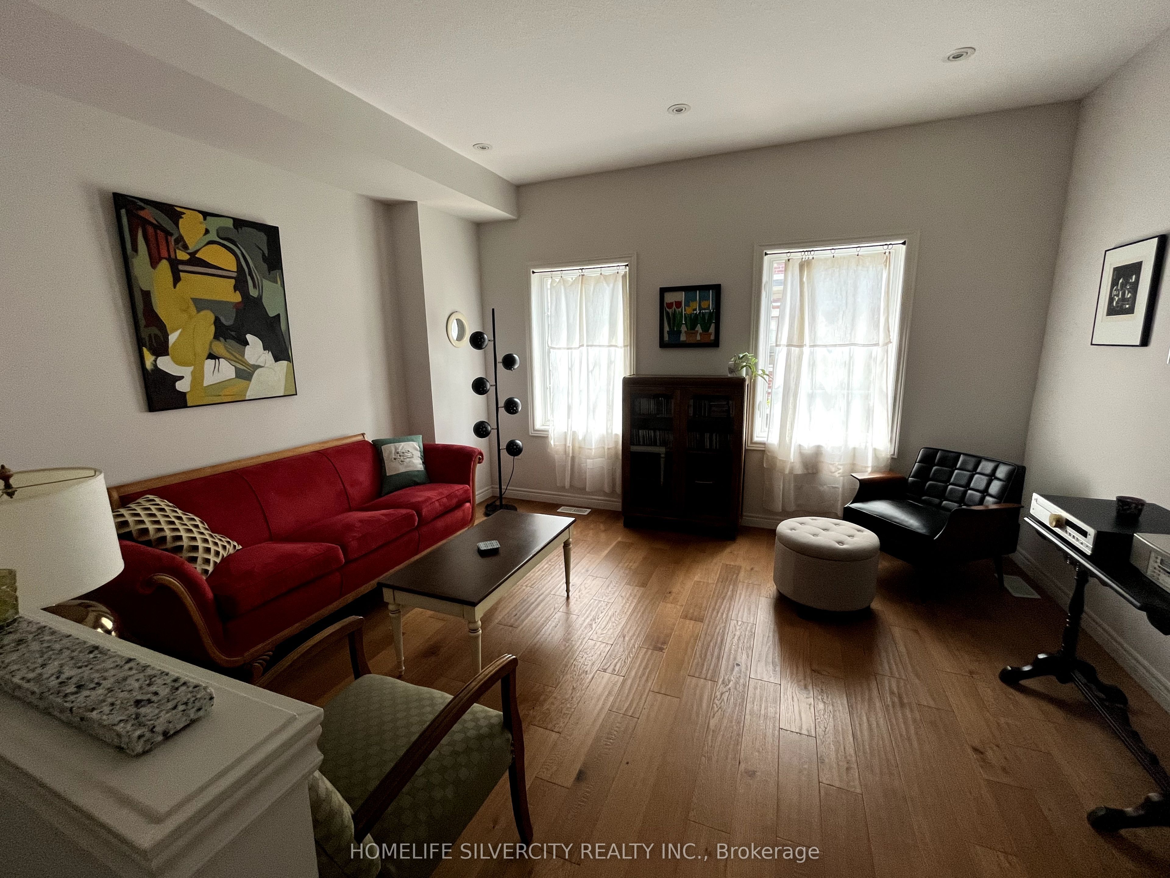 19 John Russell Lane, Kitchener, ON N2H 0B5 photo 4
