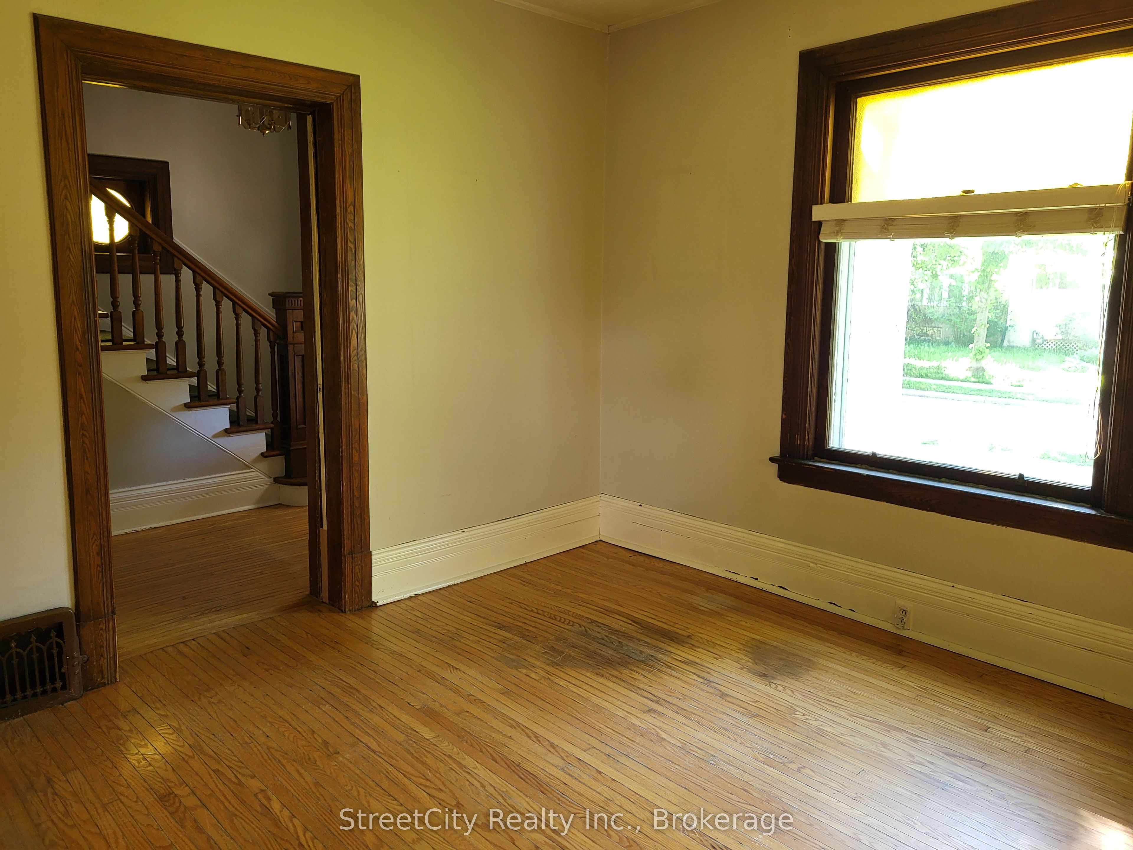12 Mercer Street, Stratford, ON N5A 6J4 photo 4