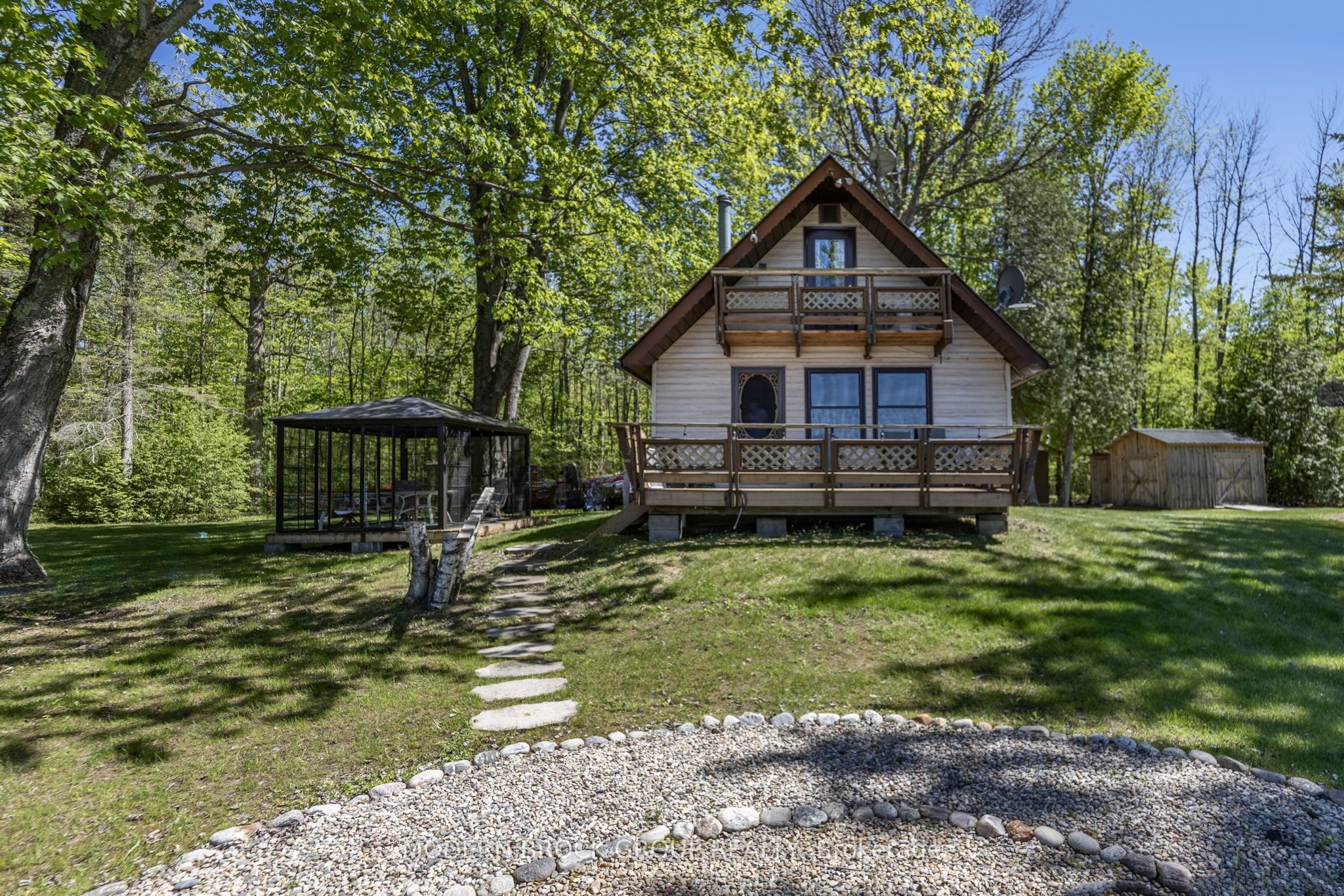 1253 LB 12 Road, Rideau Lakes, ON K0G 1N0 photo 3